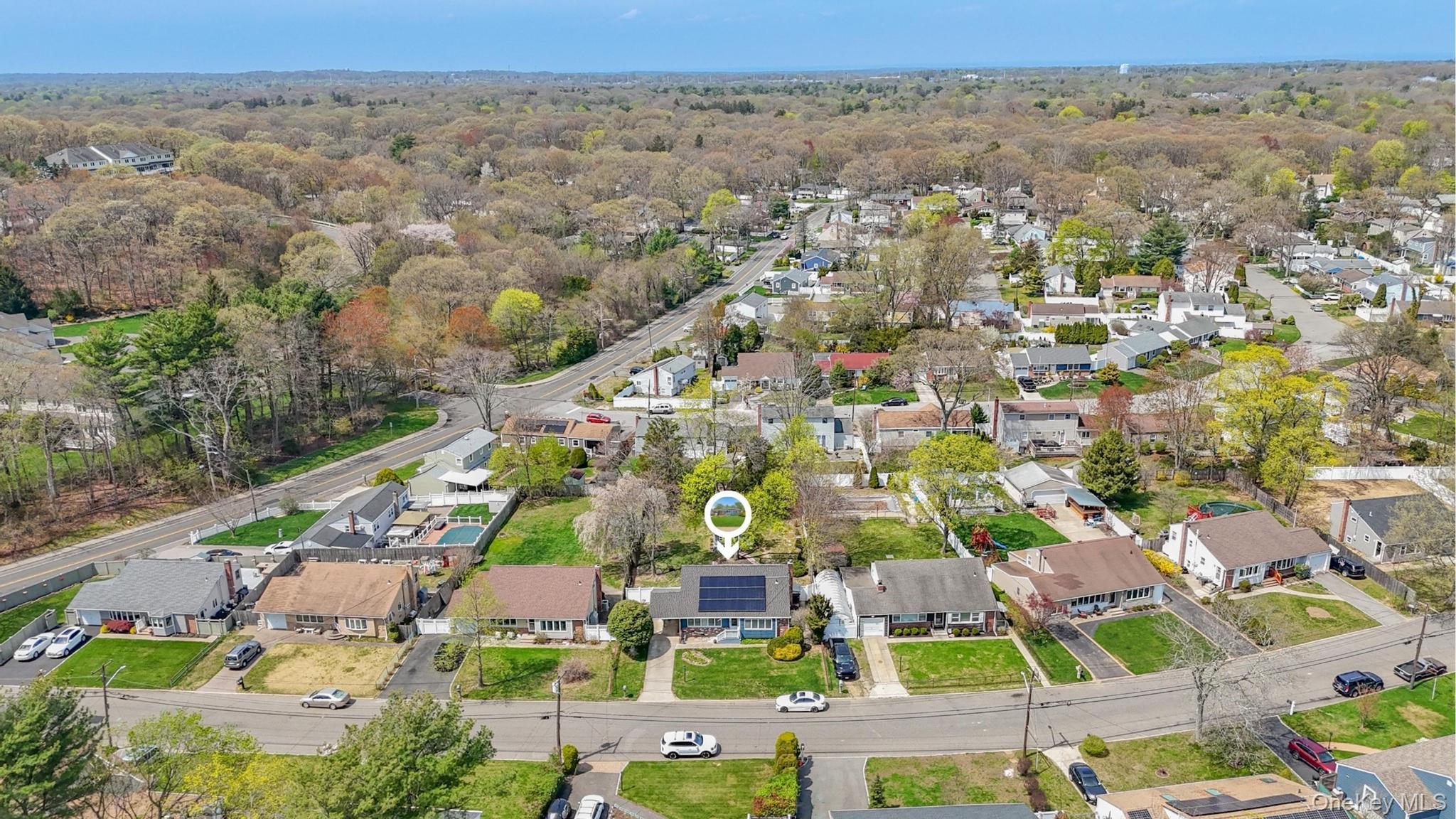 Single Family Glenwood  Suffolk County, NY 11743, MLS-984671-25