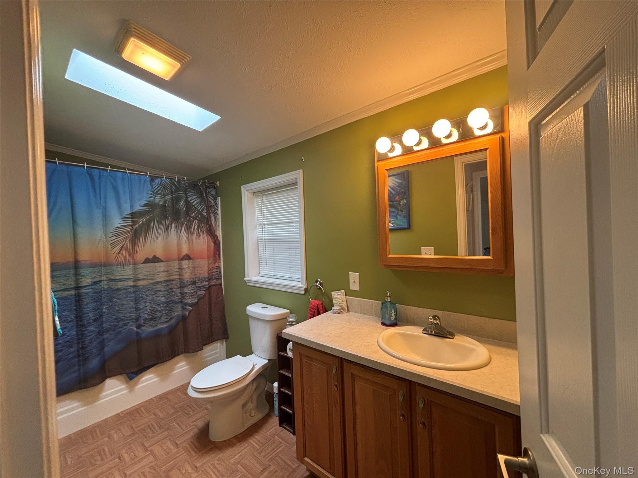 Single Family Old Country  Suffolk County, NY 11901, MLS-984696-20