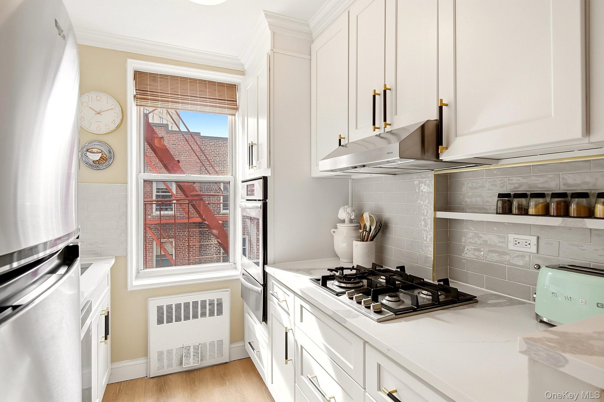 Coop Kappock  Bronx, NY 10463, MLS-984697-3