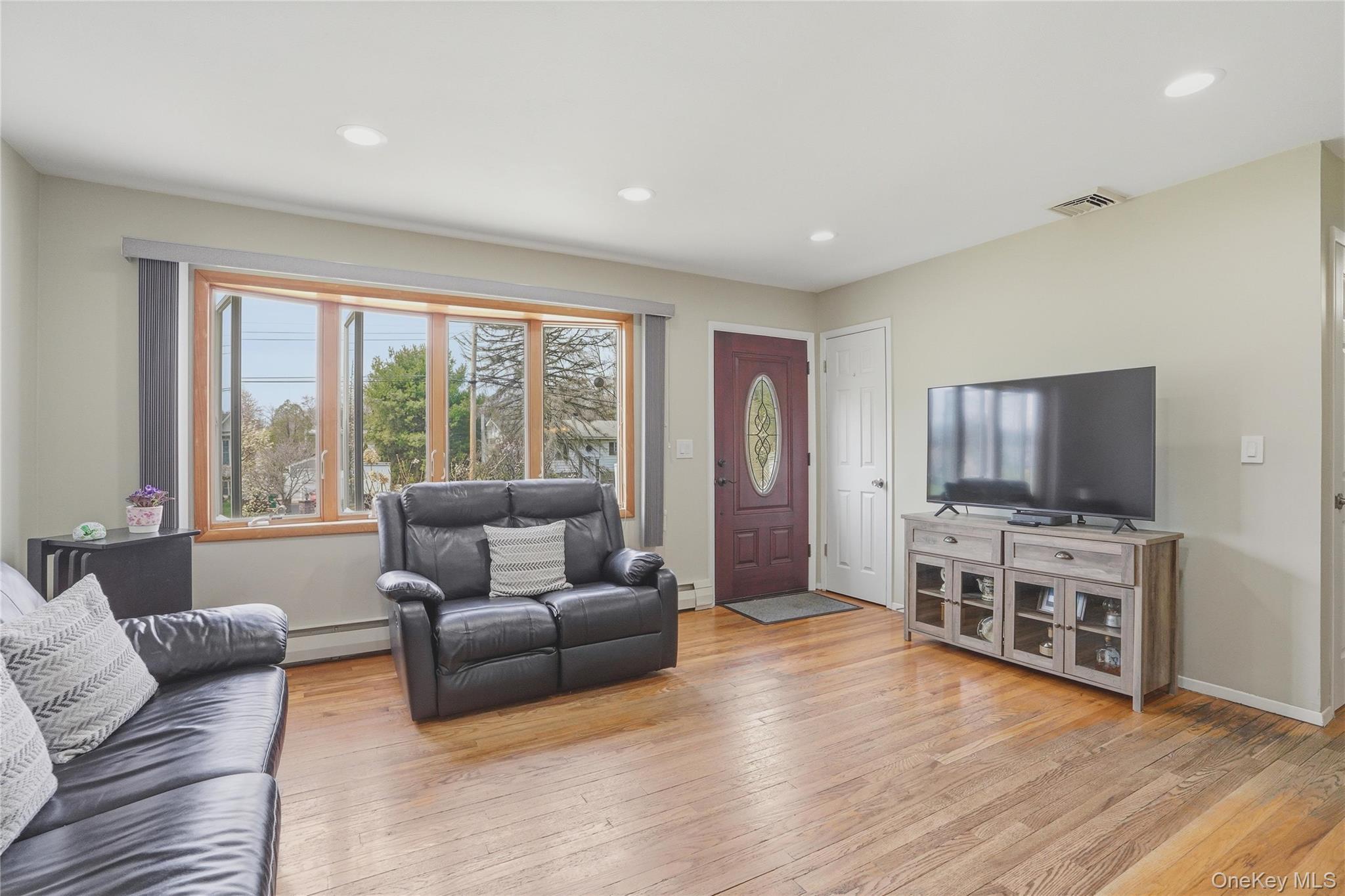 Single Family Robert  Dutchess County, NY 12590, MLS-984709-4