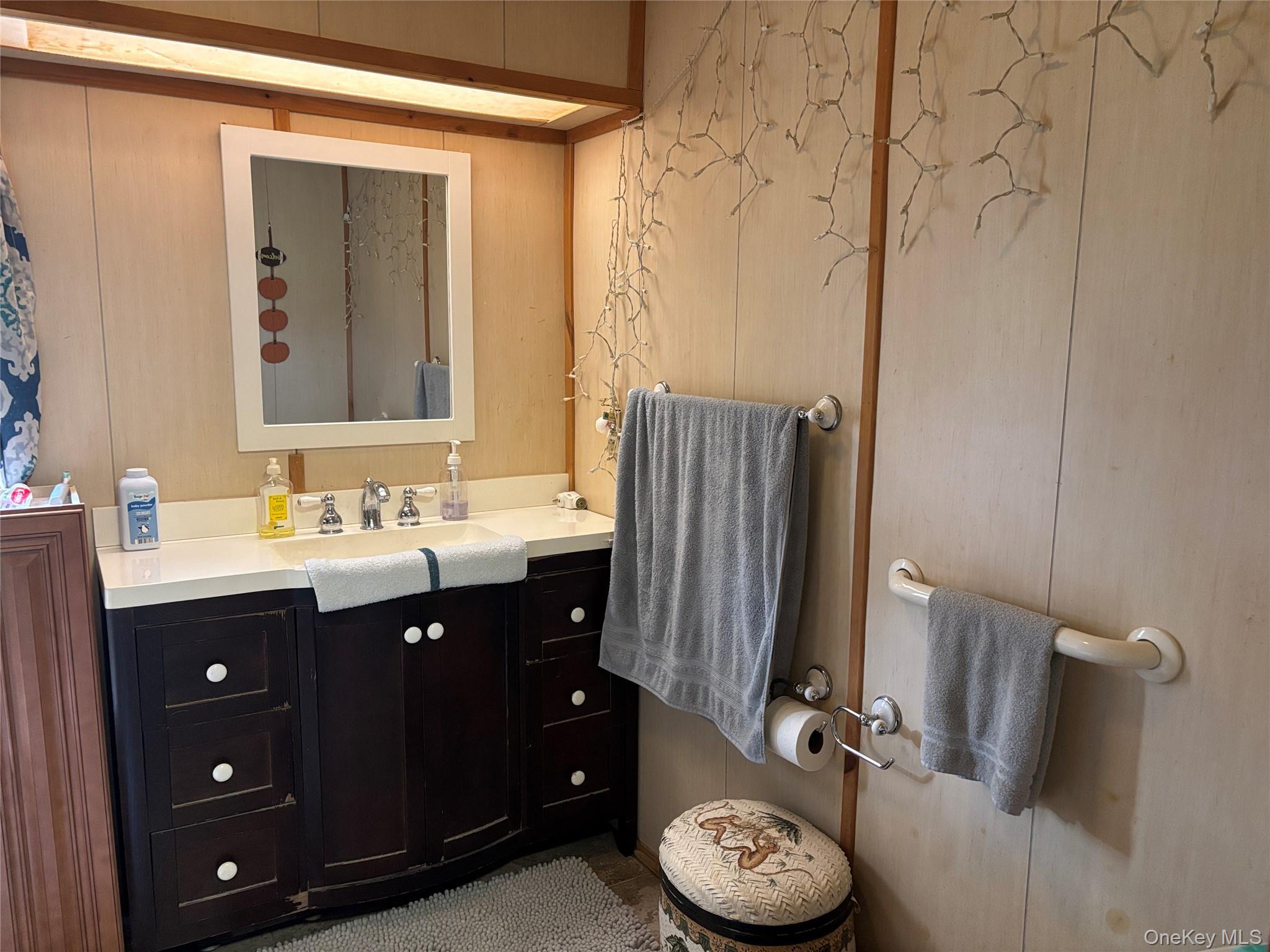 Single Family Witt  Suffolk County, NY 11931, MLS-984713-10