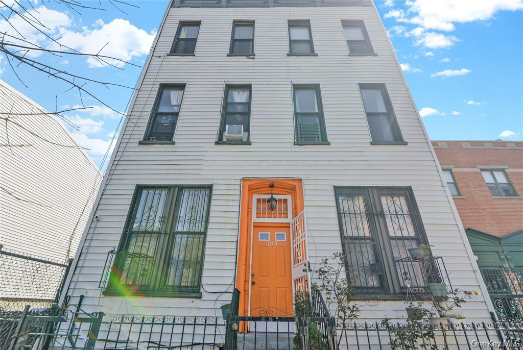 Single Family St Brooklyn, NY 11233, MLS-984717-14