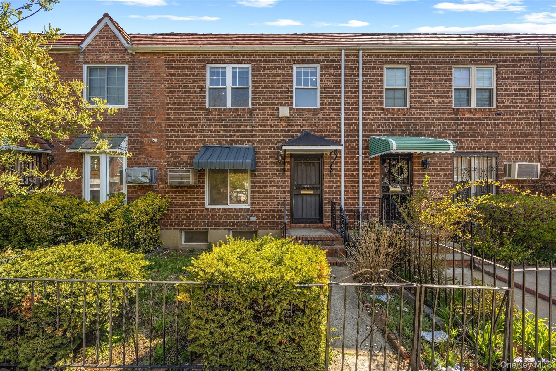 Single Family 183  Queens, NY 11423, MLS-984721-2