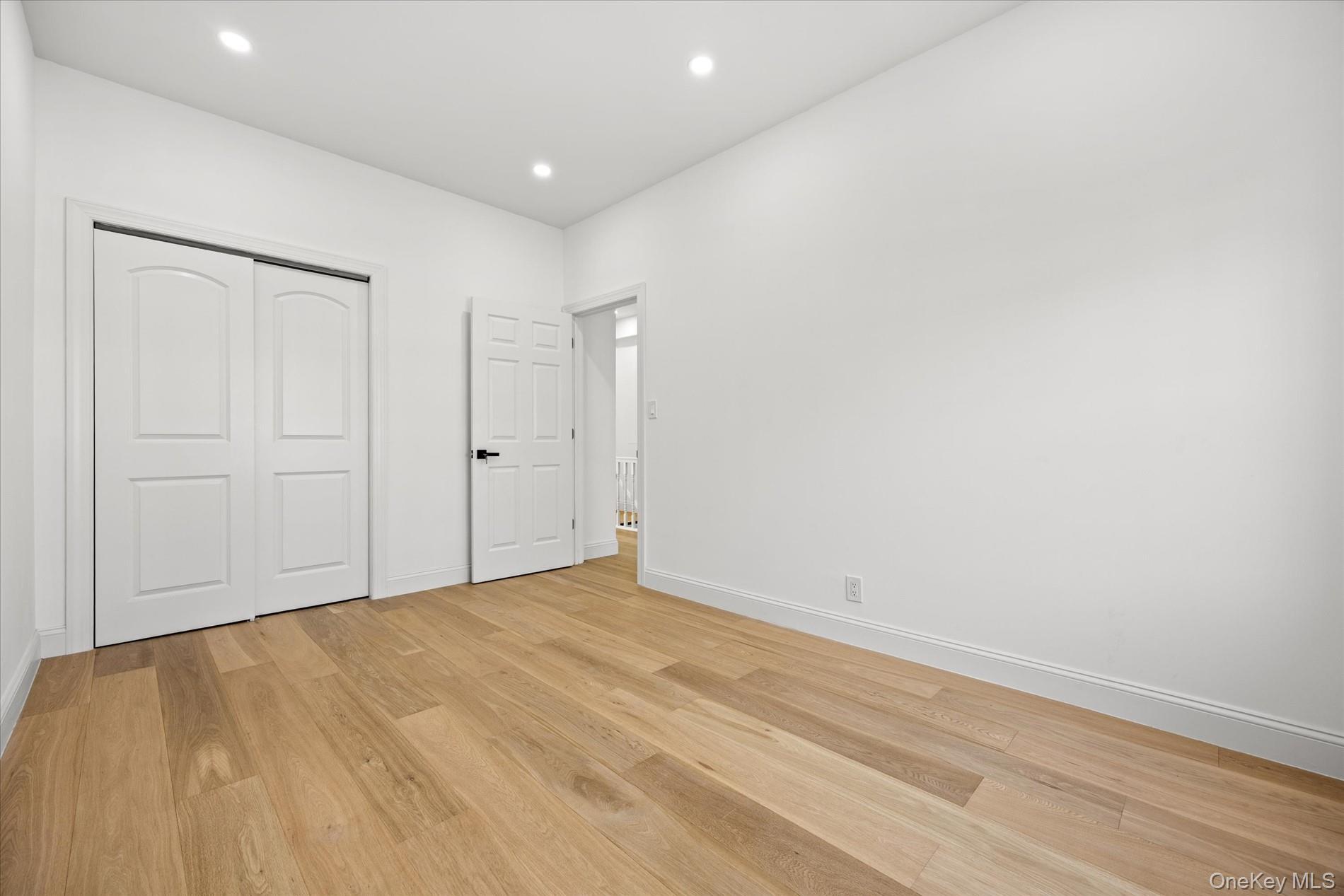 Single Family 183  Queens, NY 11423, MLS-984721-21