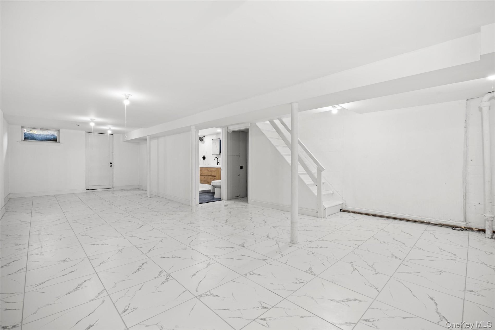 Single Family 183  Queens, NY 11423, MLS-984721-27