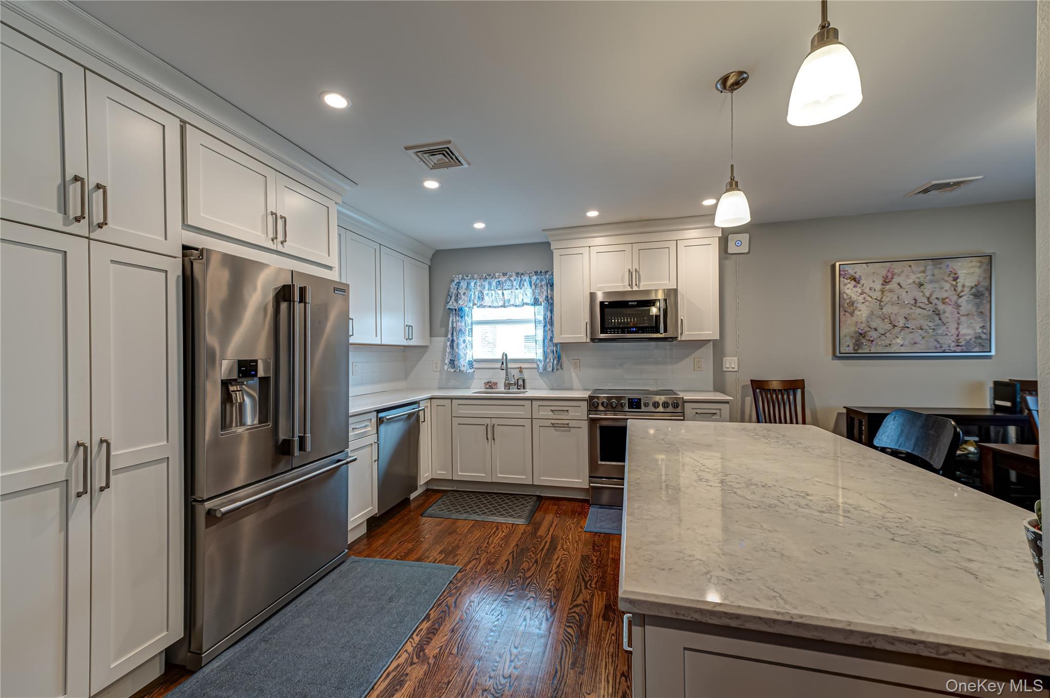 Single Family Leigh  Suffolk County, NY 11743, MLS-984740-7