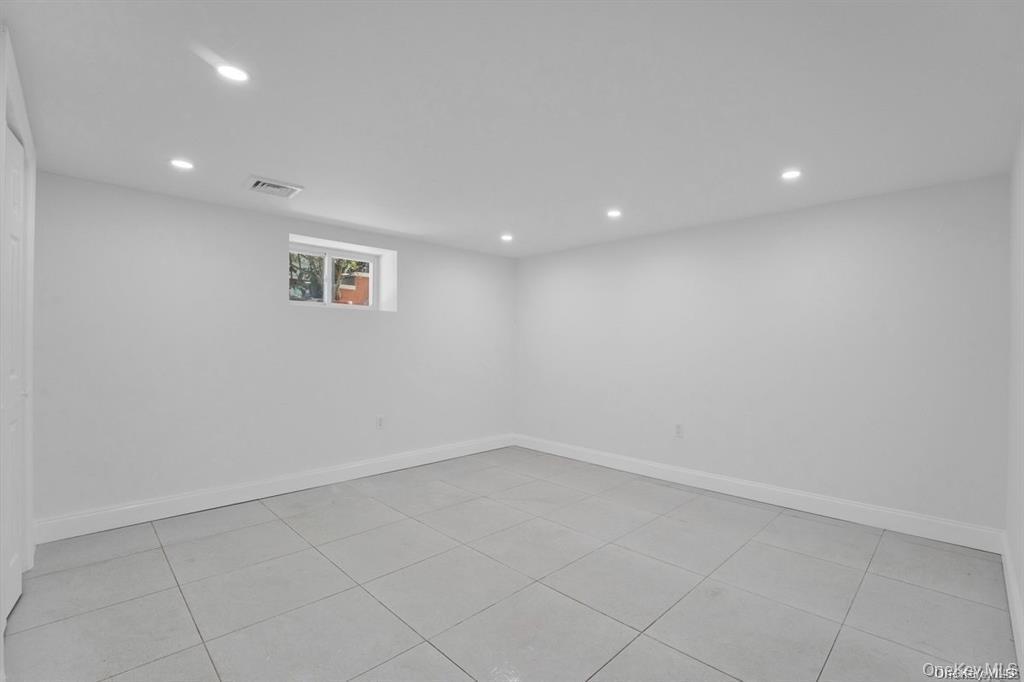 Single Family Brighton 10th  Brooklyn, NY 11235, MLS-984743-18