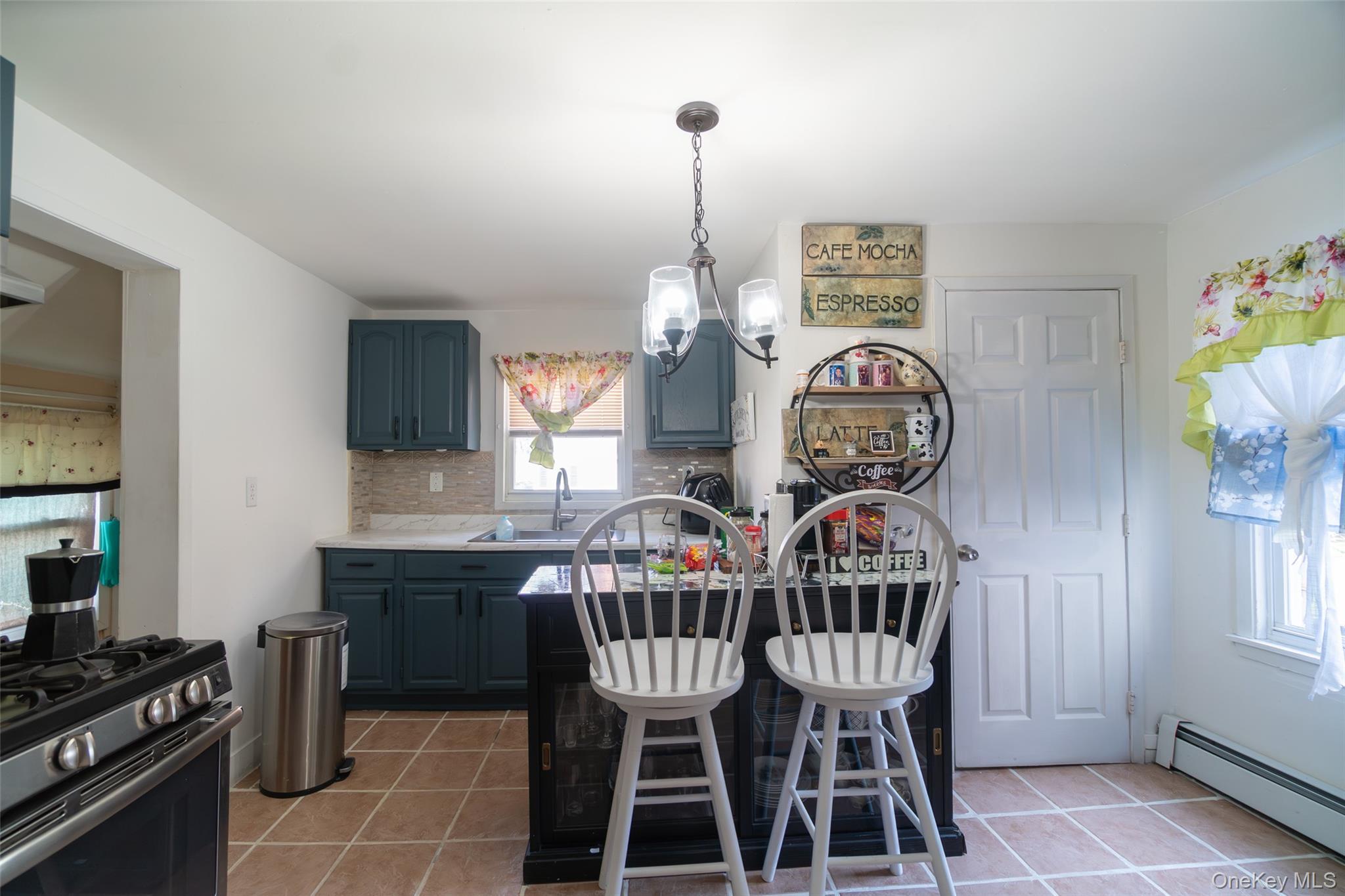 Single Family Linden  Nassau County, NY 11550, MLS-984746-12