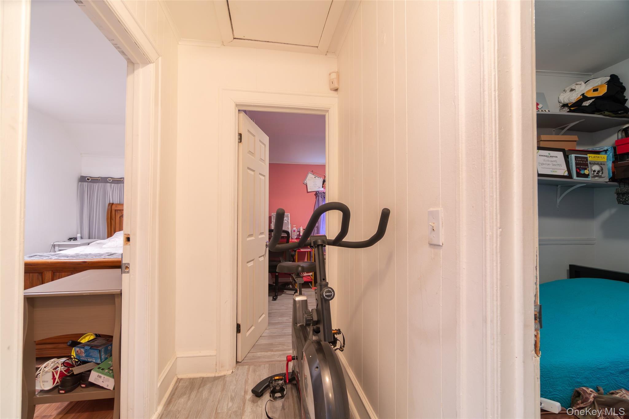 Single Family Linden  Nassau County, NY 11550, MLS-984746-15