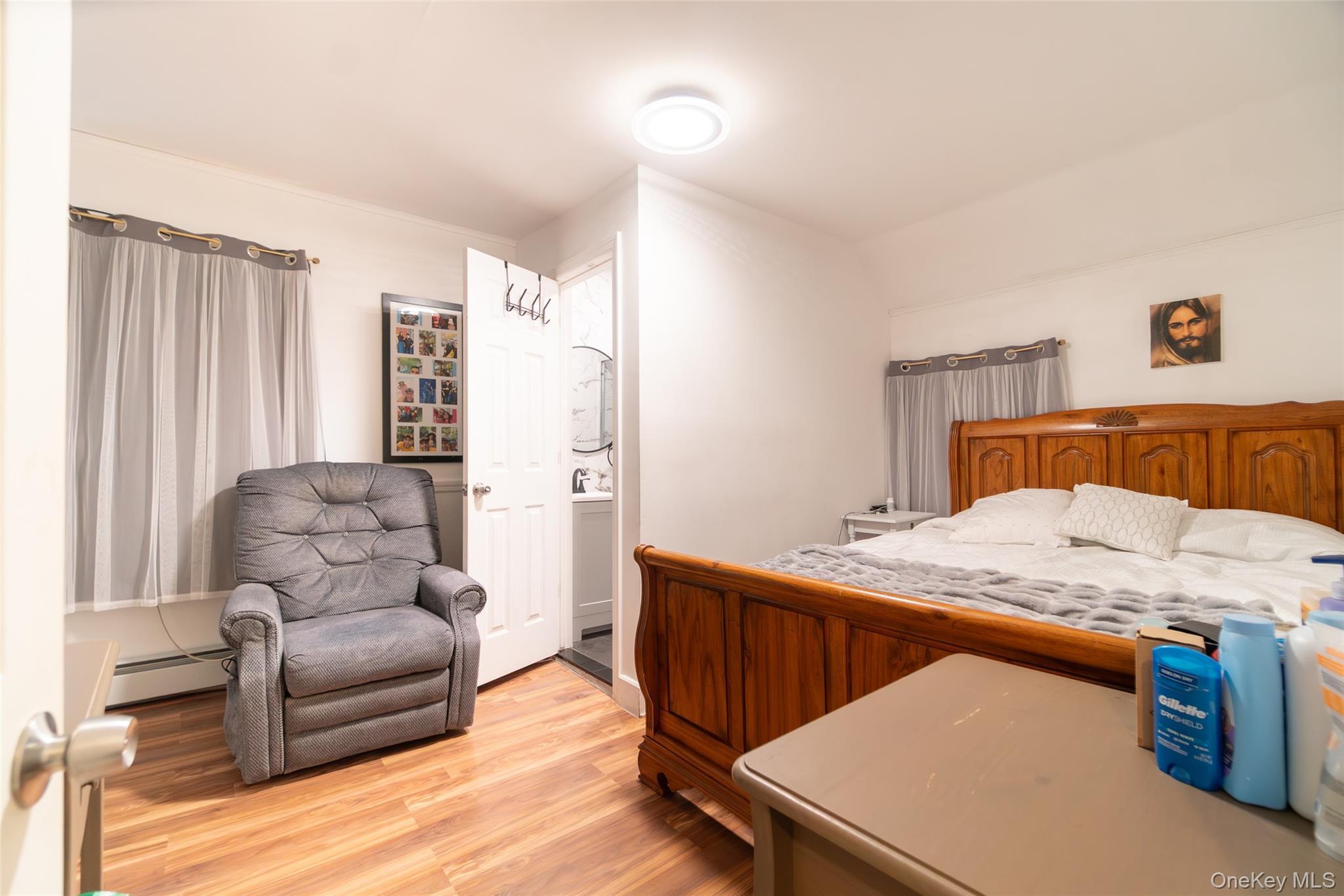 Single Family Linden  Nassau County, NY 11550, MLS-984746-16