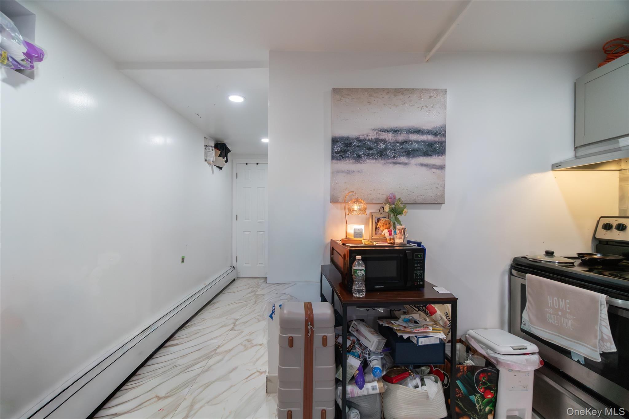 Single Family Linden  Nassau County, NY 11550, MLS-984746-25