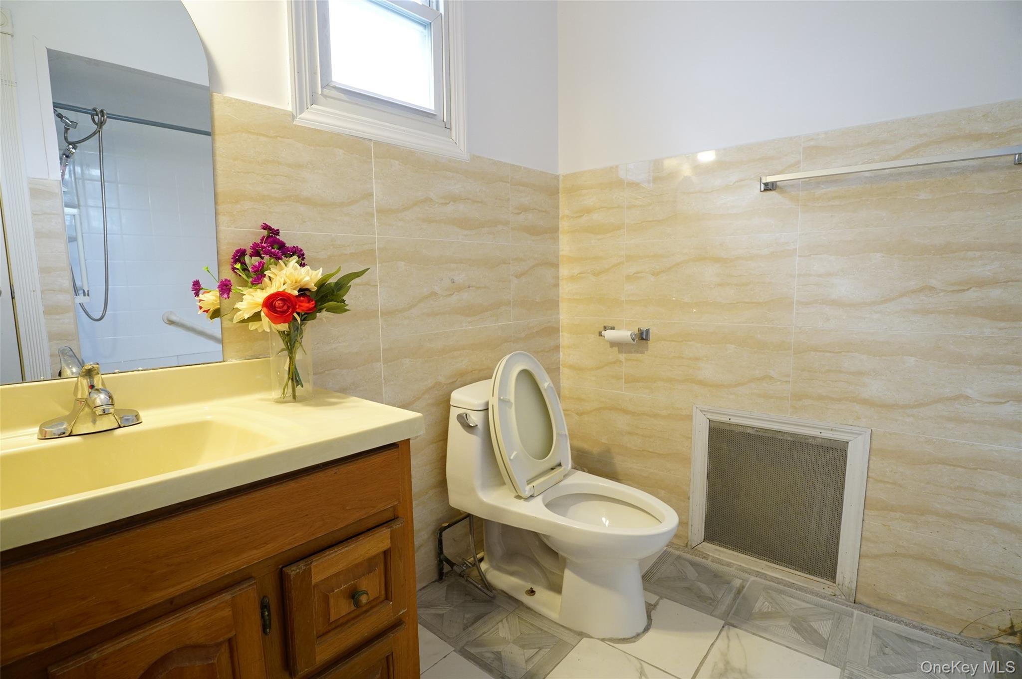 Single Family 163rd Street  Queens, NY 11358, MLS-984749-11