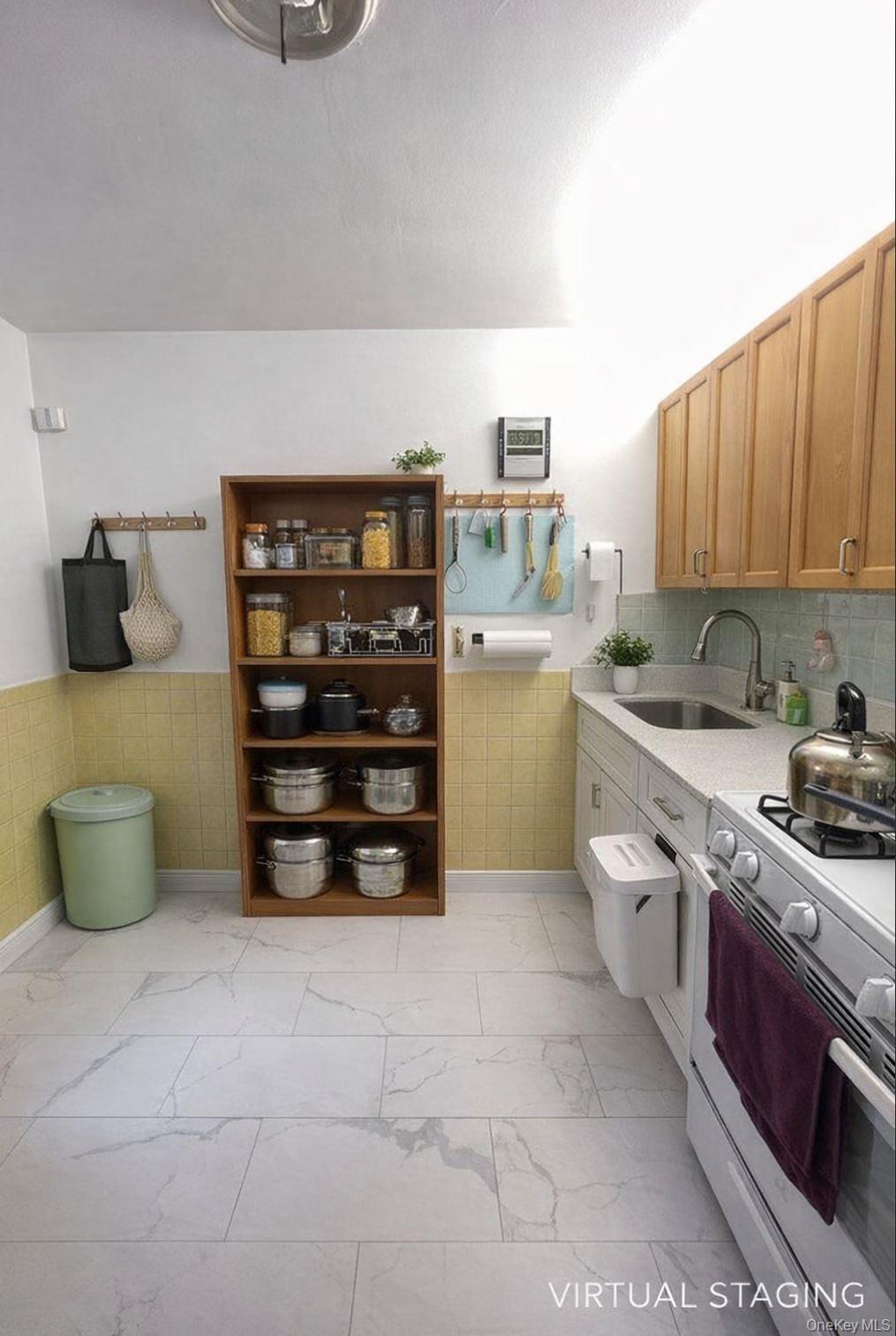 Coop 175th Queens, NY 11432, MLS-984761-8