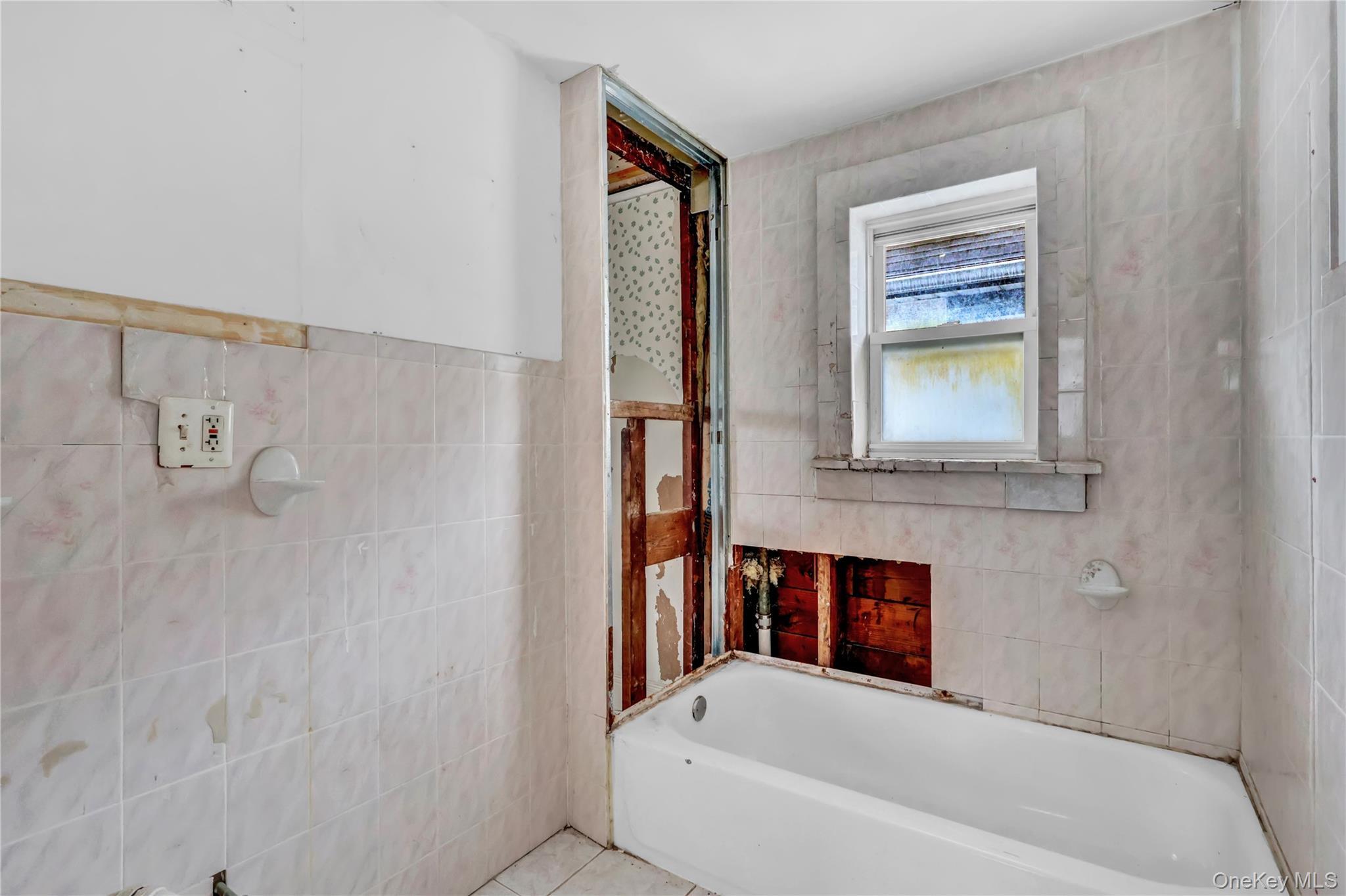 Single Family 125th Queens, NY 11420, MLS-984786-8