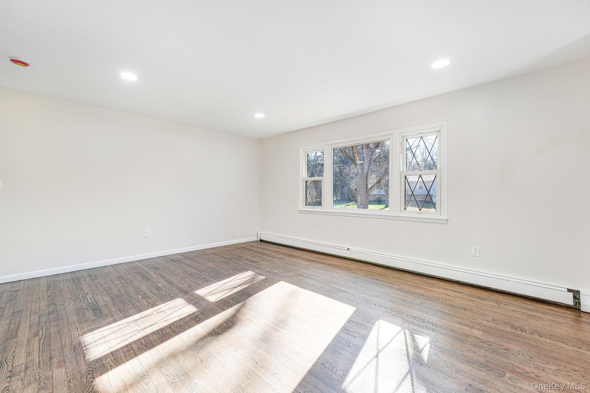 Single Family Whiteford  Dutchess County, NY 12569, MLS-984791-4