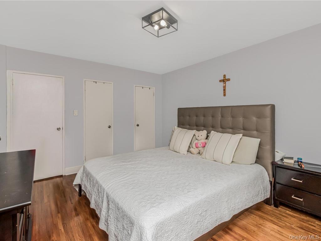 Coop Broadway  Bronx, NY 10471, MLS-984795-8