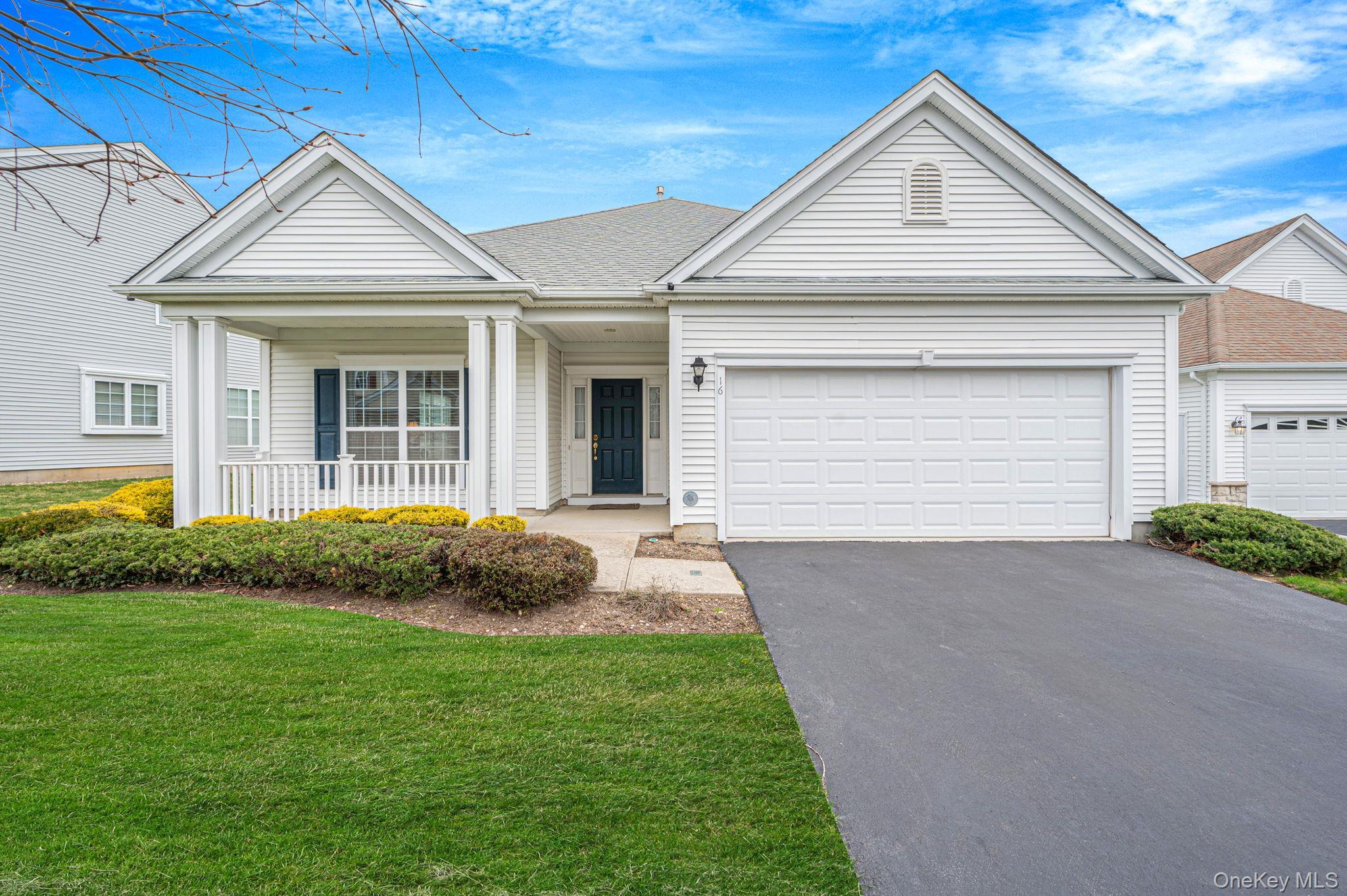 Single Family Oakhurst  Suffolk County, NY 11766, MLS-984832-3