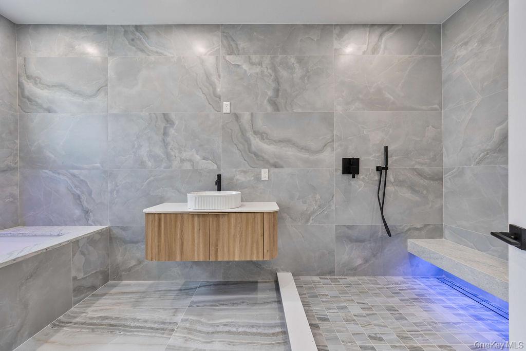 Condo Singer  Rockland County, NY 10977, MLS-984833-23