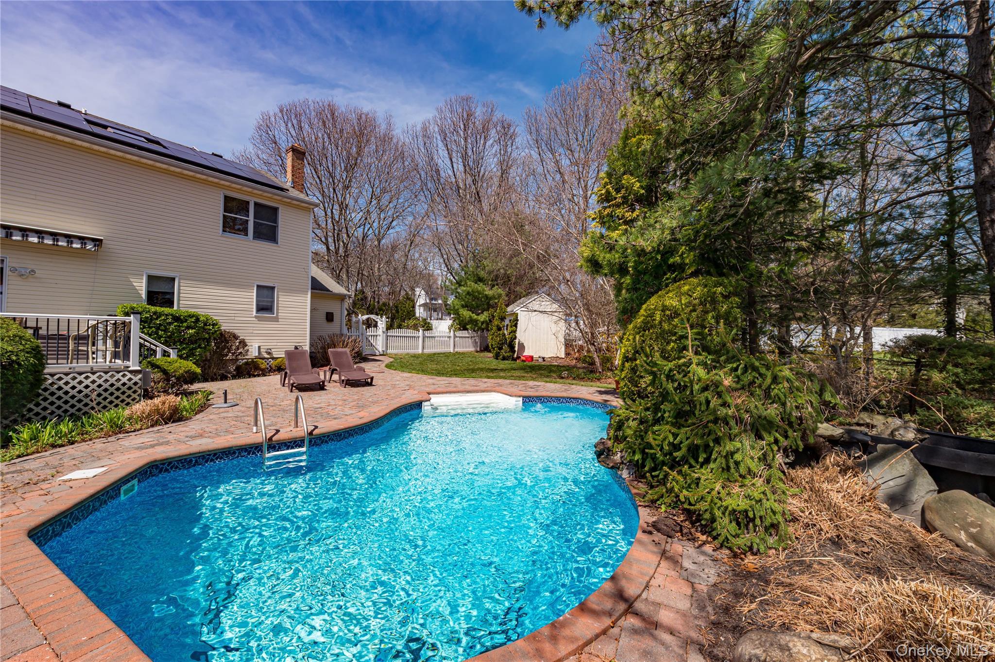 Single Family Fairway  Suffolk County, NY 11792, MLS-984839-17