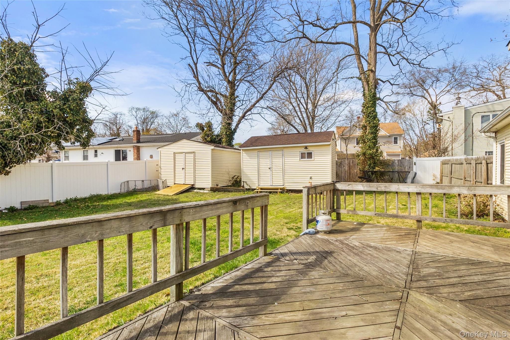 Single Family Erlwein  Nassau County, NY 11758, MLS-984867-11