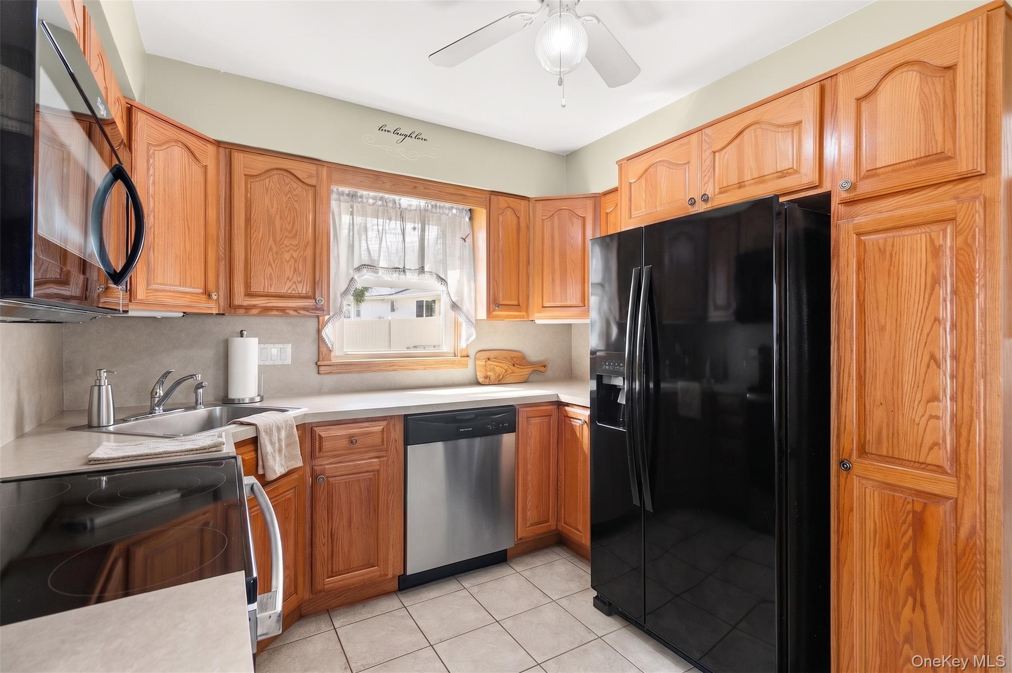 Single Family Erlwein  Nassau County, NY 11758, MLS-984867-3