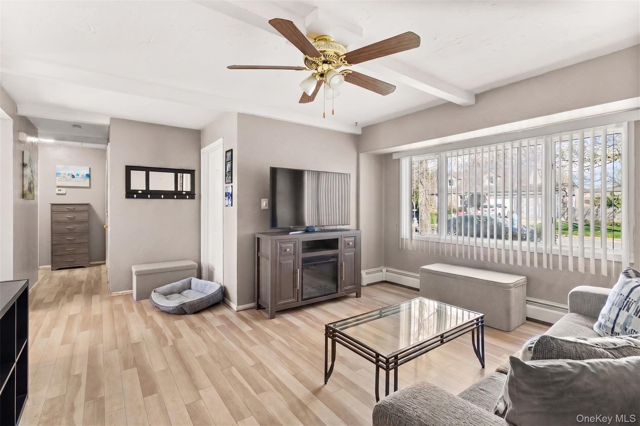 Single Family Erlwein  Nassau County, NY 11758, MLS-984867-5