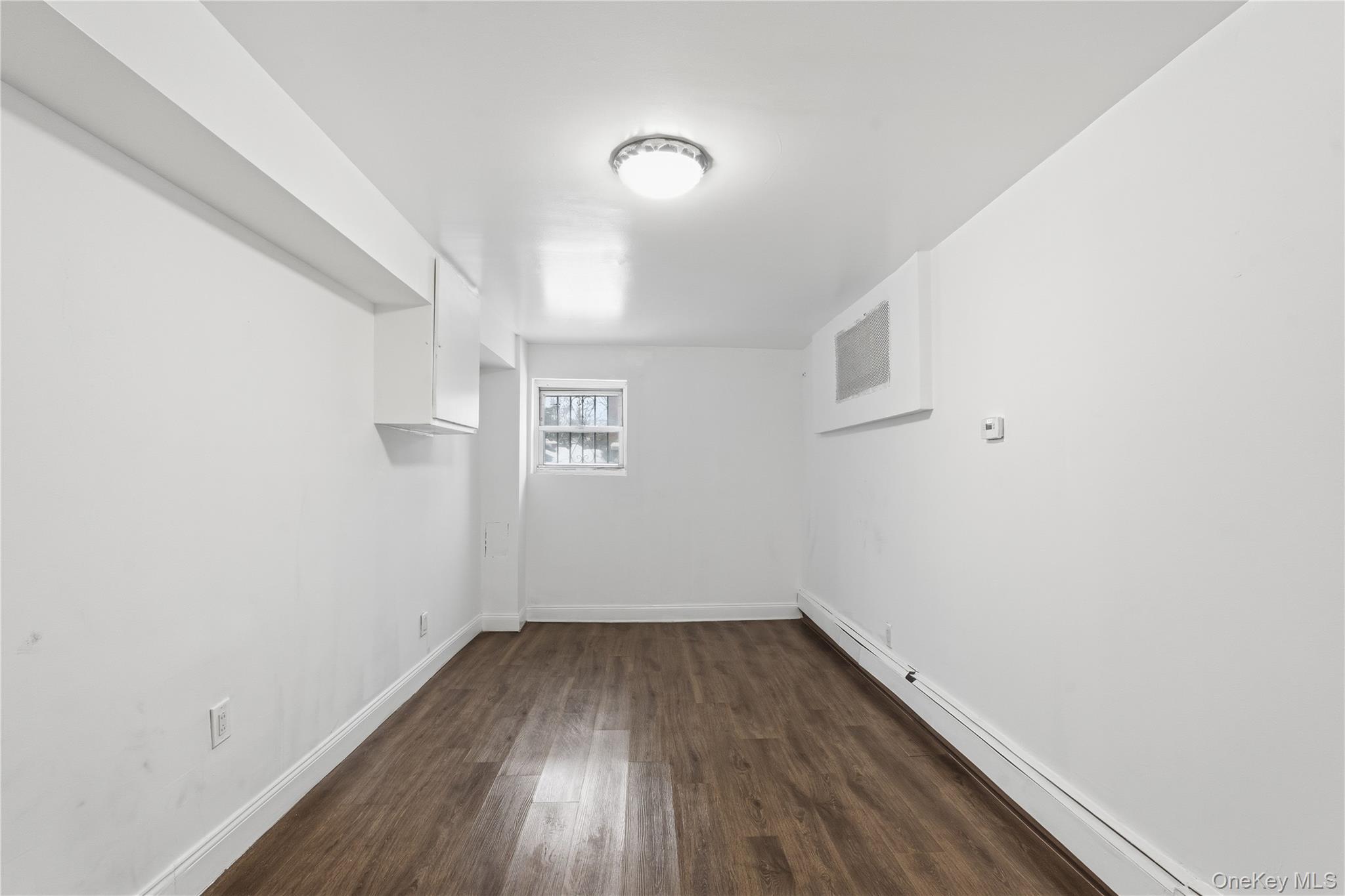 Single Family 233rd Bronx, NY 10466, MLS-984882-14