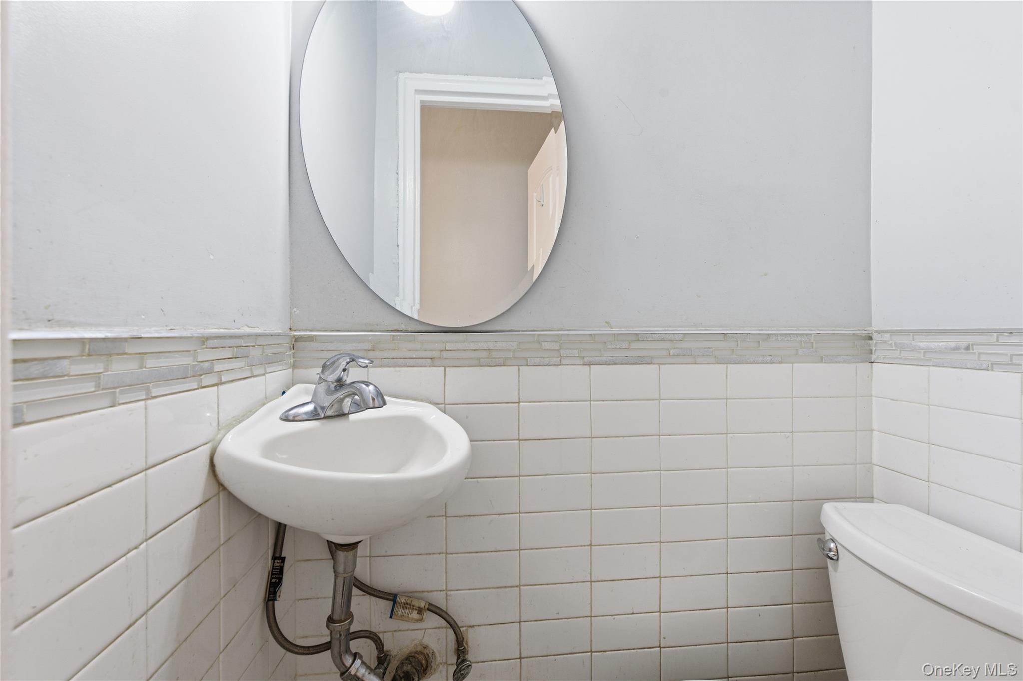 Single Family 233rd Bronx, NY 10466, MLS-984882-22