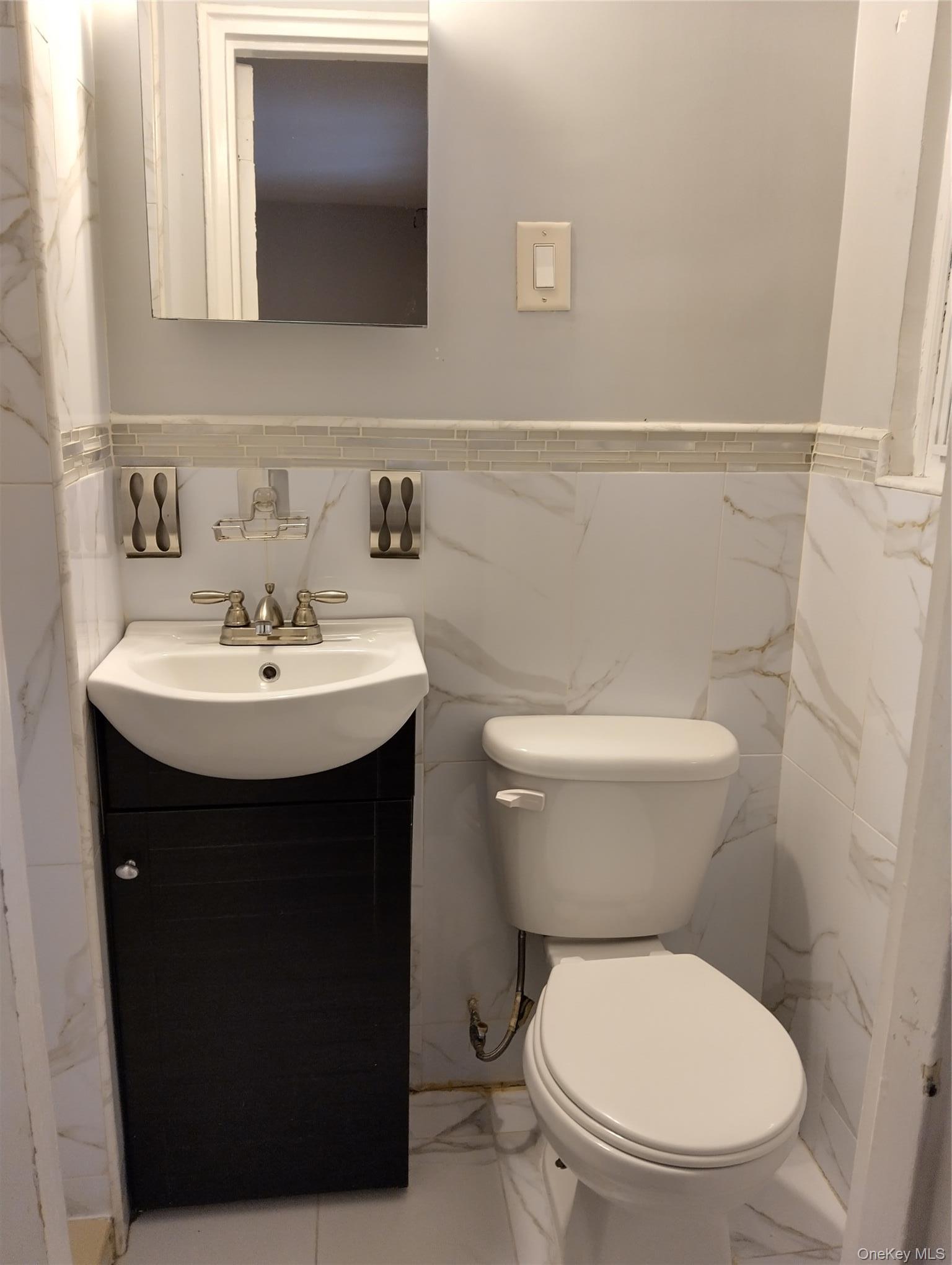 Single Family 233rd Bronx, NY 10466, MLS-984882-36
