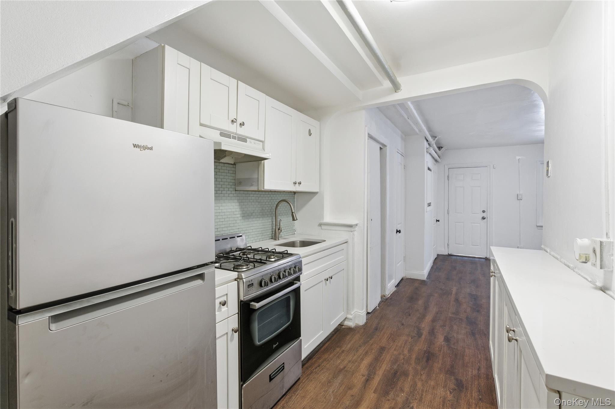 Single Family 233rd Bronx, NY 10466, MLS-984882-6