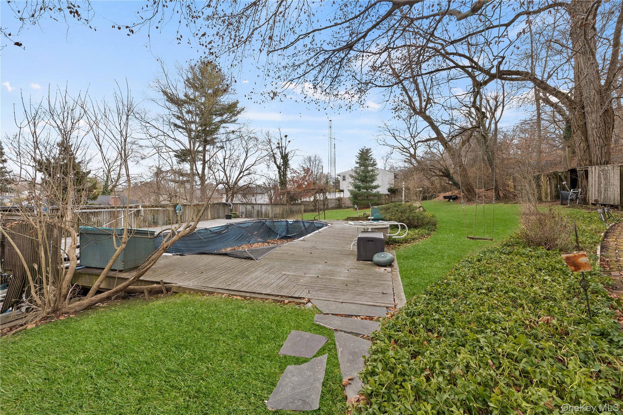 Single Family Forkland Lane  Westchester County, NY 10522, MLS-984886-34