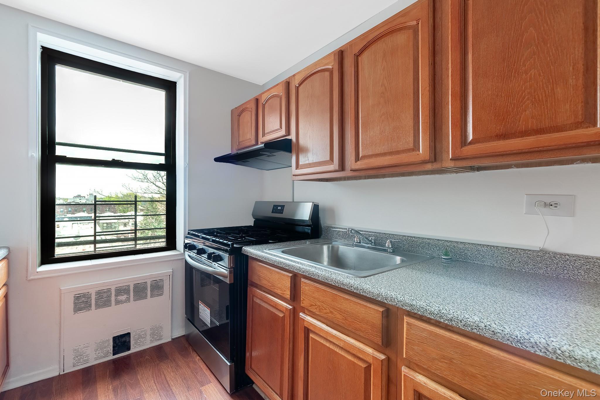Coop Nostrand  Brooklyn, NY 11229, MLS-984914-5