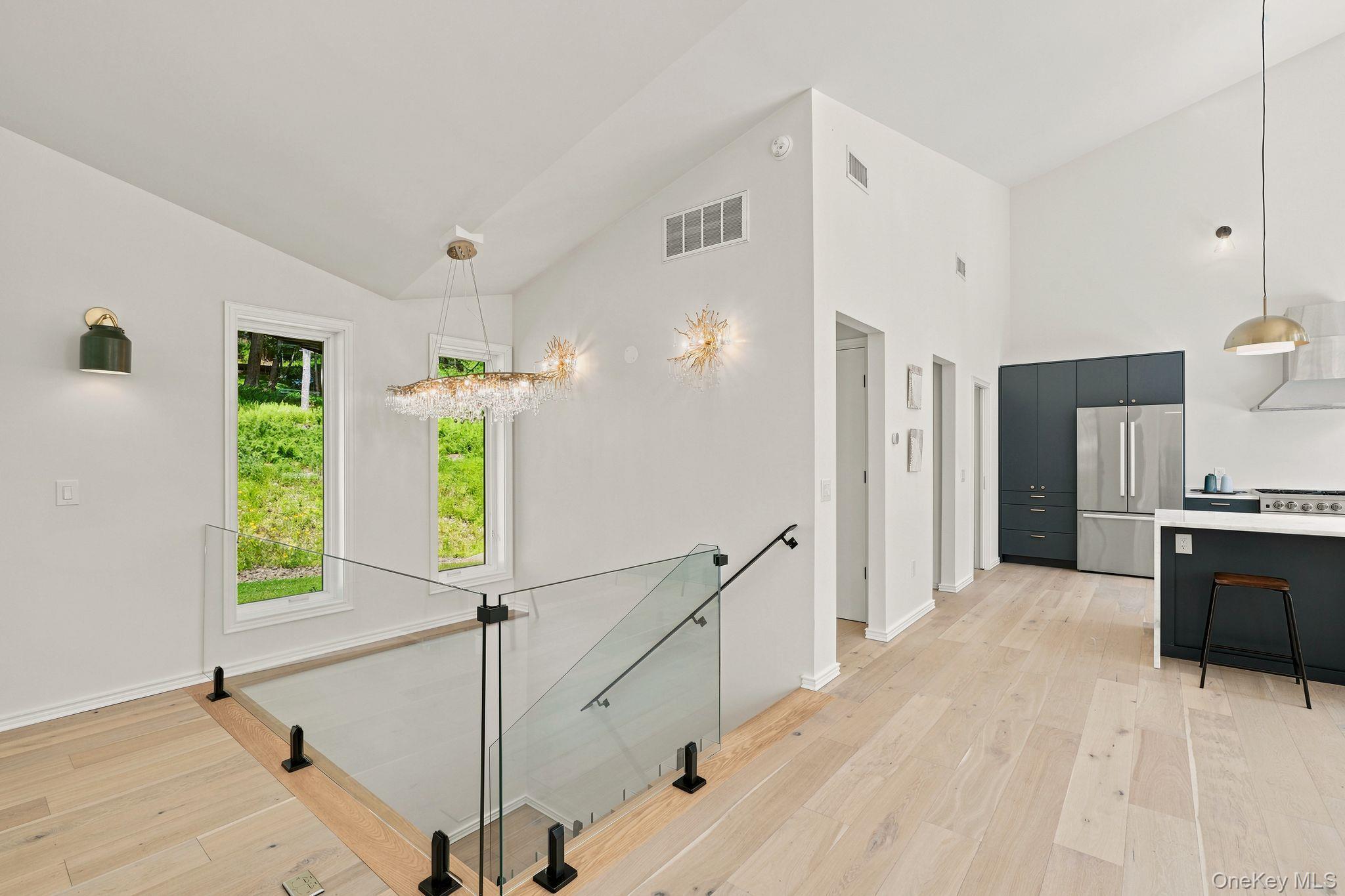 Single Family Oakwood Circle  Ulster County, NY 12484, MLS-984923-6