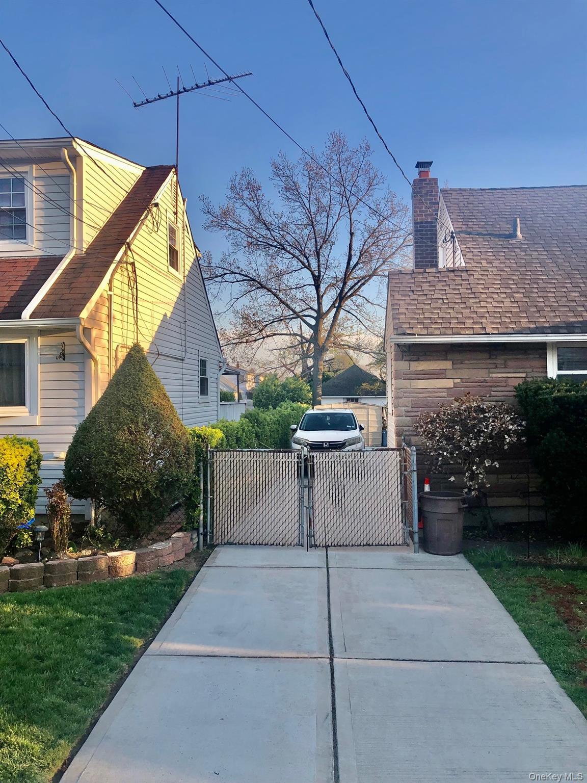 Single Family Hendrickson  Nassau County, NY 11580, MLS-984934-14