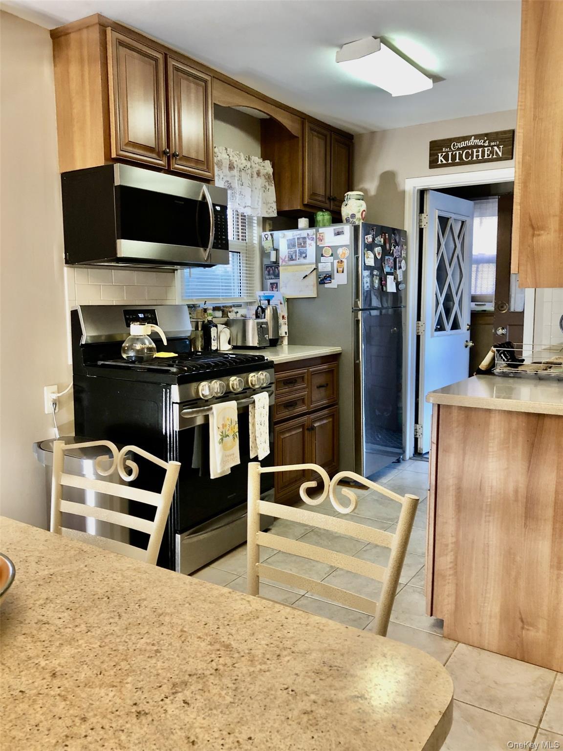 Single Family Hendrickson  Nassau County, NY 11580, MLS-984934-16