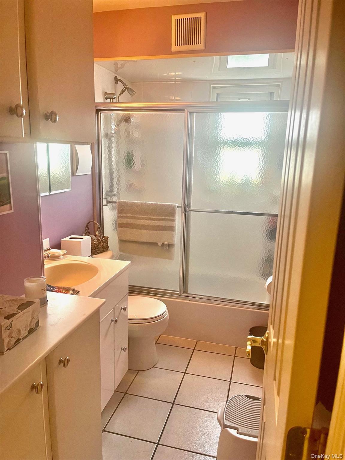 Single Family Hendrickson  Nassau County, NY 11580, MLS-984934-9