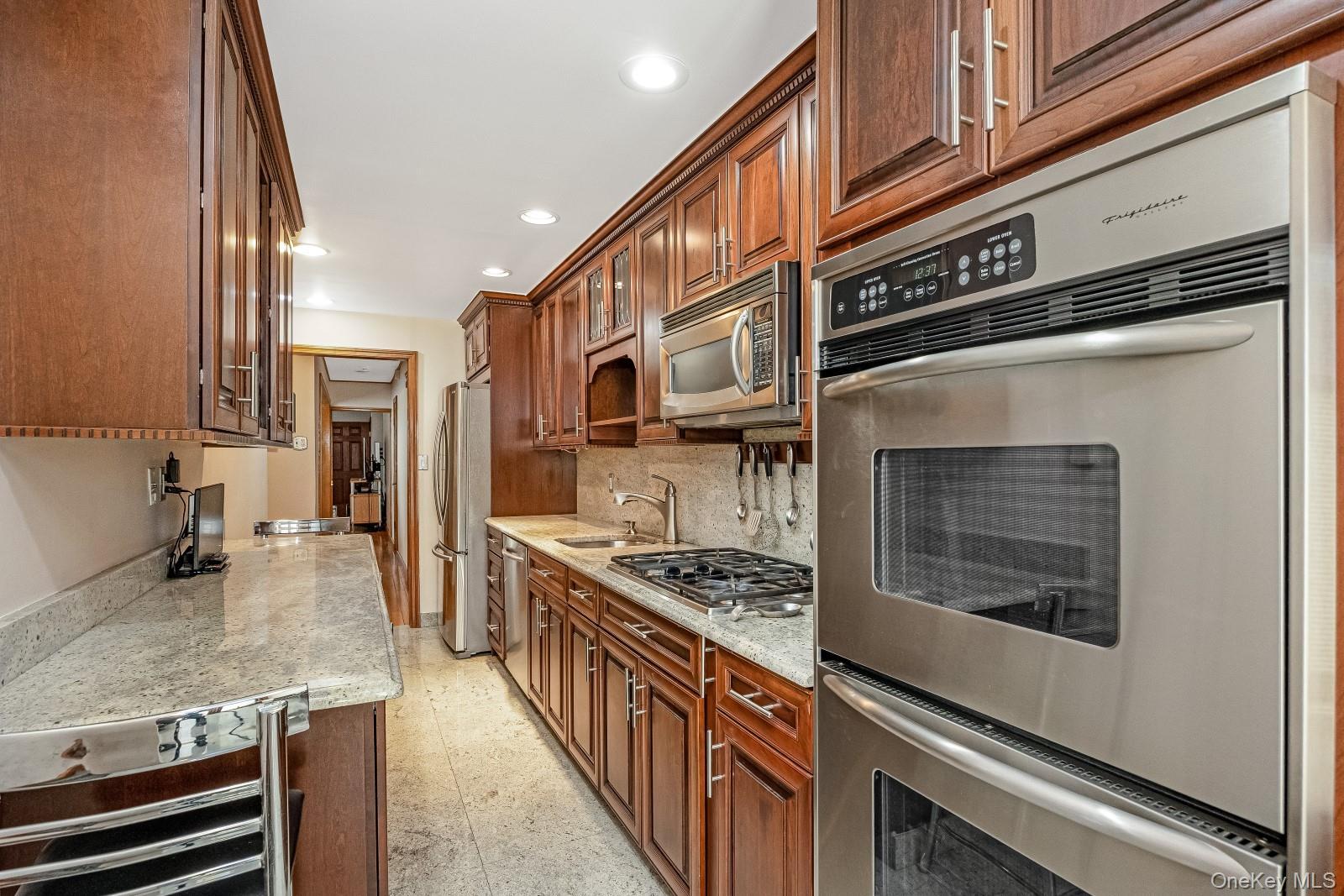 Single Family 83rd Street Queens, NY 11379, MLS-984949-10