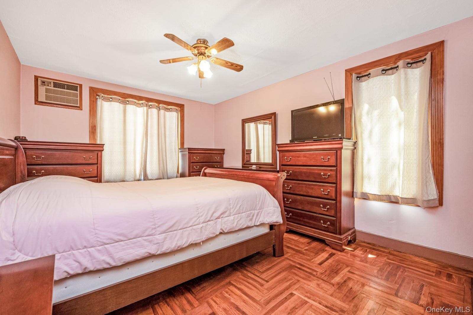 Single Family 83rd Street Queens, NY 11379, MLS-984949-19