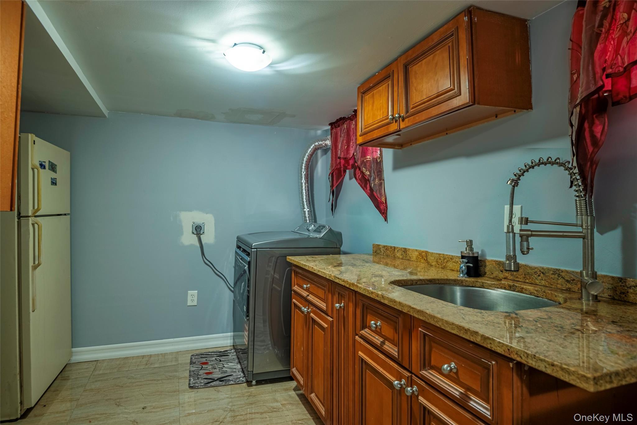 Single Family 200 Queens, NY 11412, MLS-984966-18