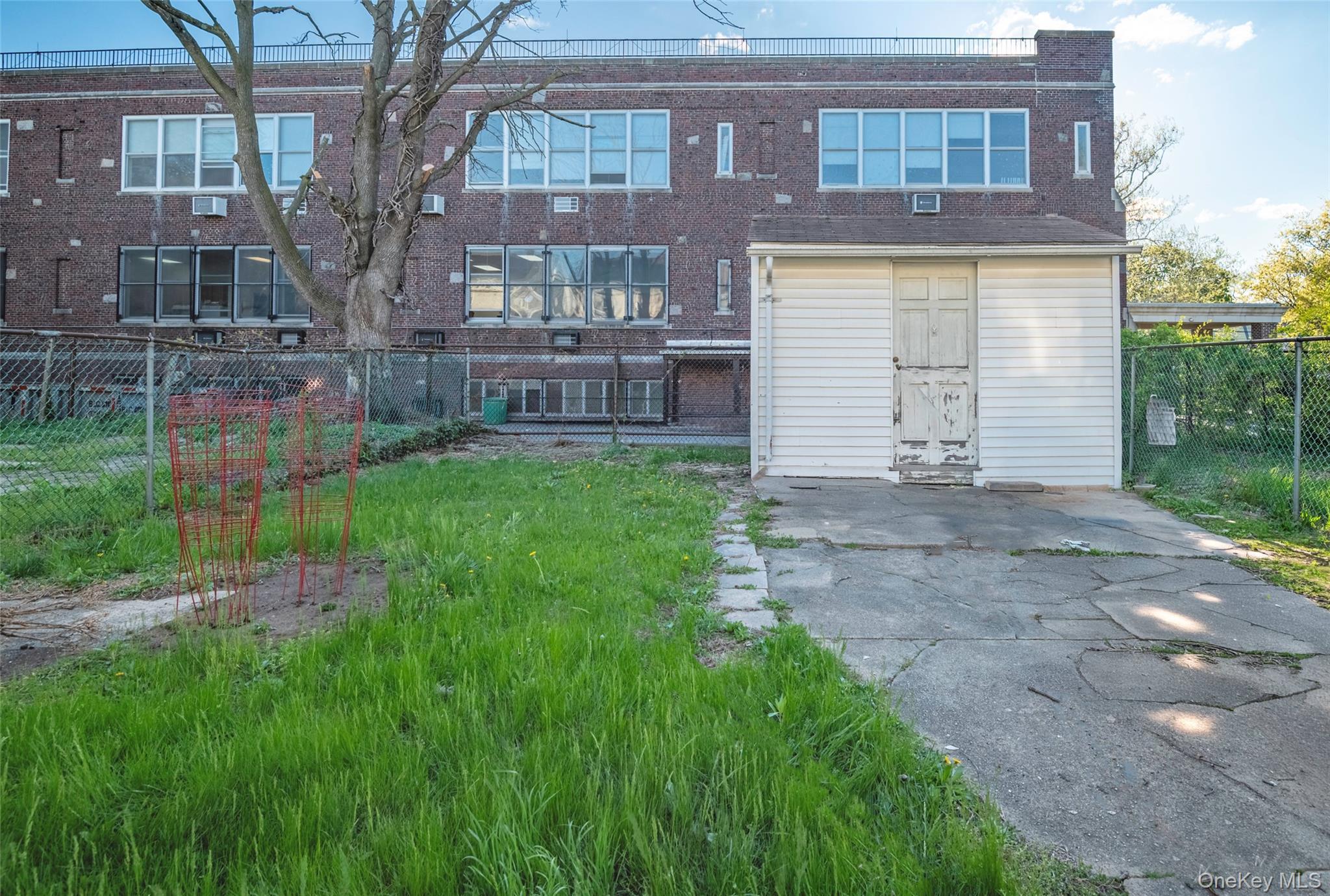 Single Family 200  Queens, NY 11412, MLS-984966-22