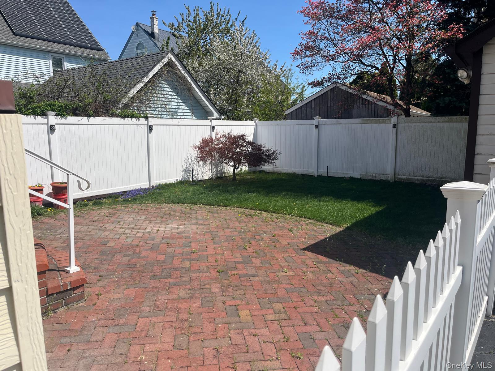 Single Family Carstairs  Nassau County, NY 11581, MLS-984976-16