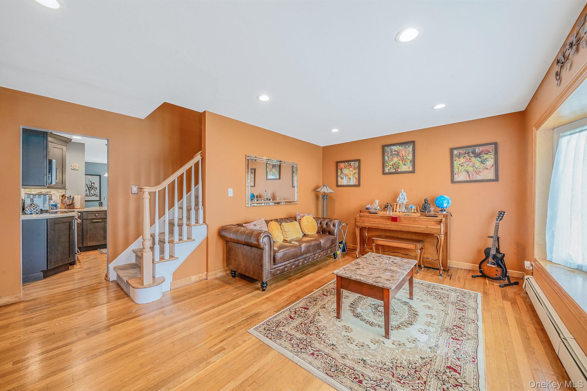 Single Family Clifton  Nassau County, NY 11793, MLS-984997-2