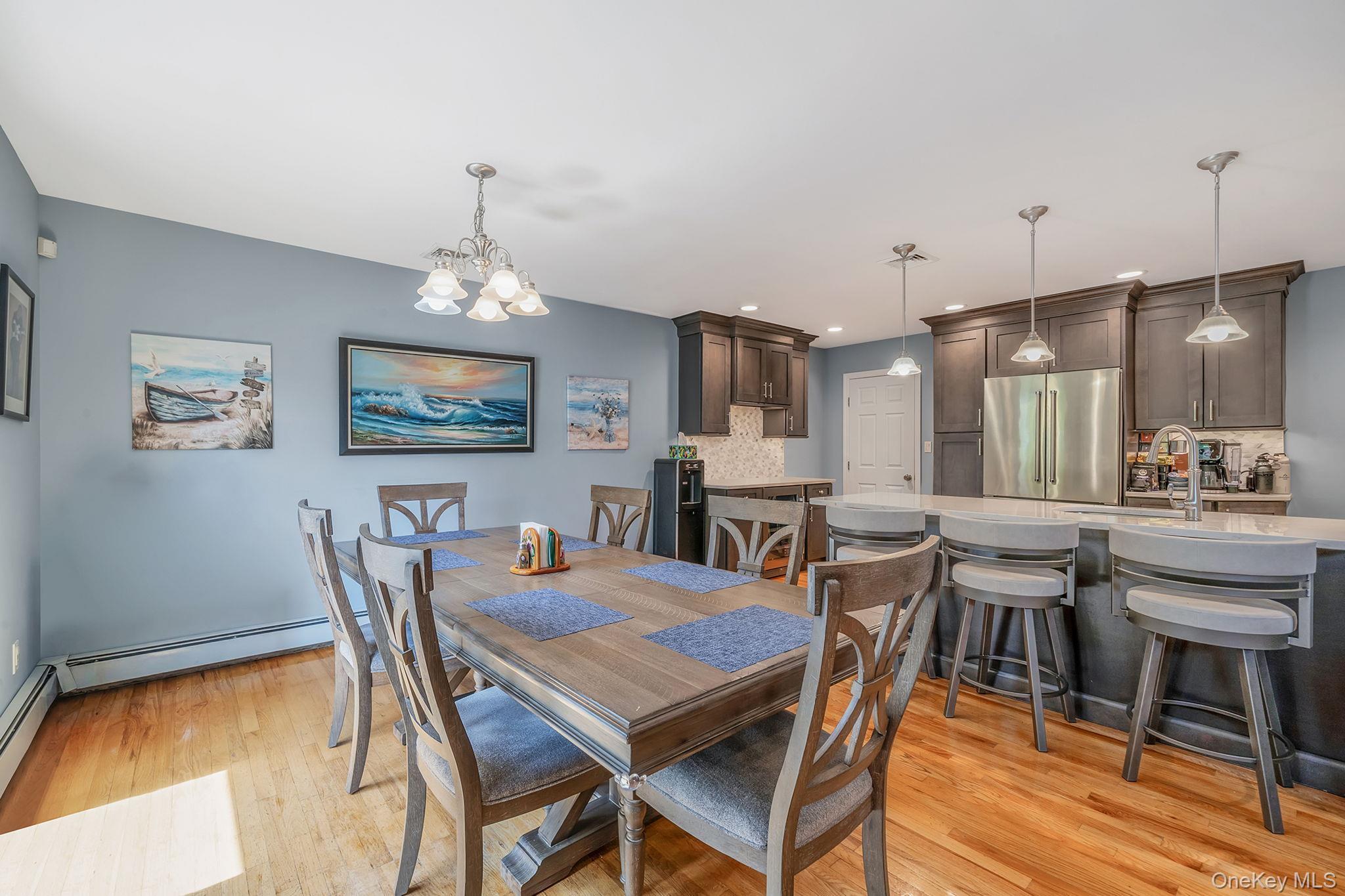 Single Family Clifton  Nassau County, NY 11793, MLS-984997-6