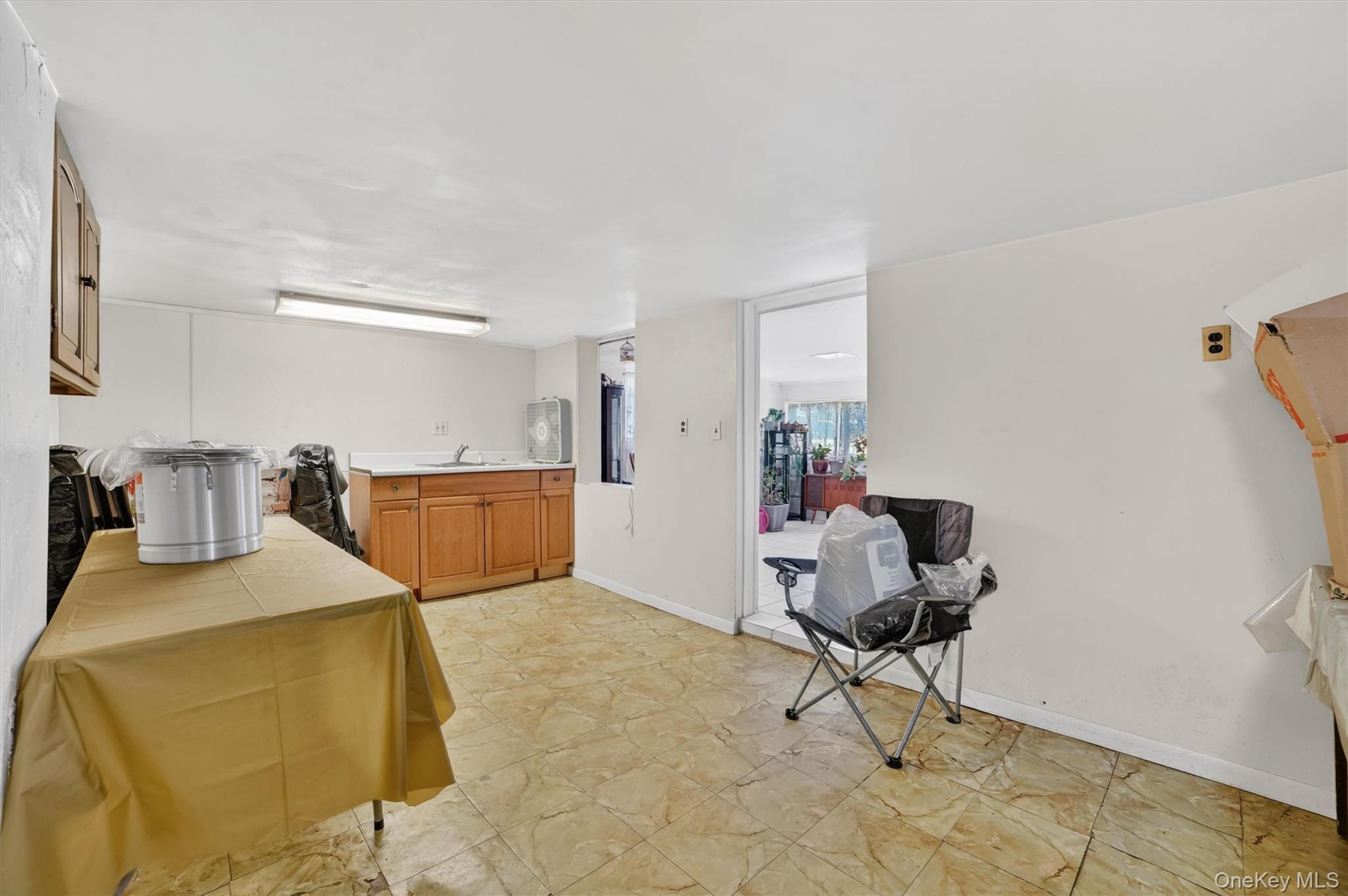 Single Family Terrace  Westchester County, NY 10562, MLS-985026-22