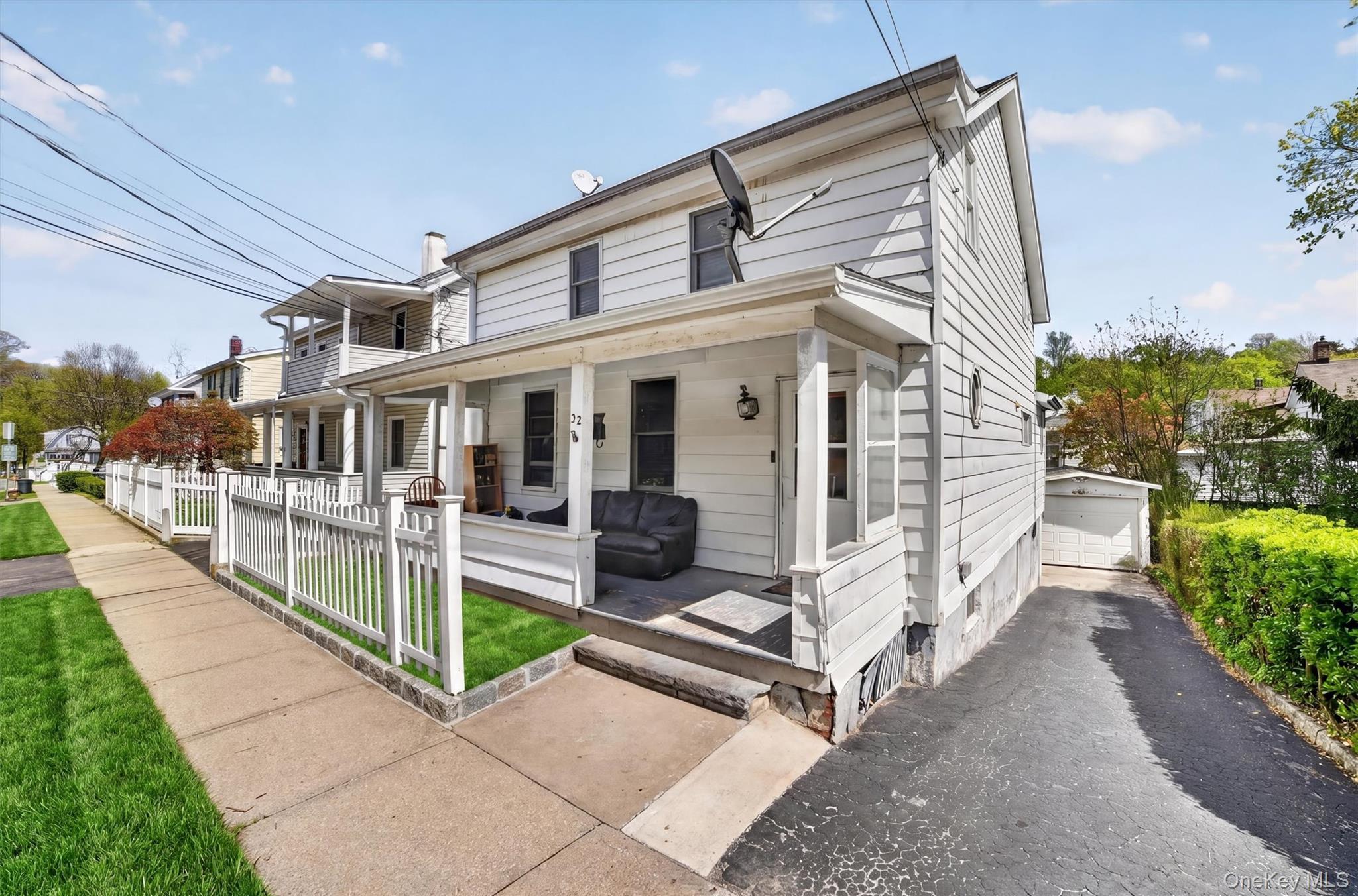 Single Family Terrace  Westchester County, NY 10562, MLS-985026-3