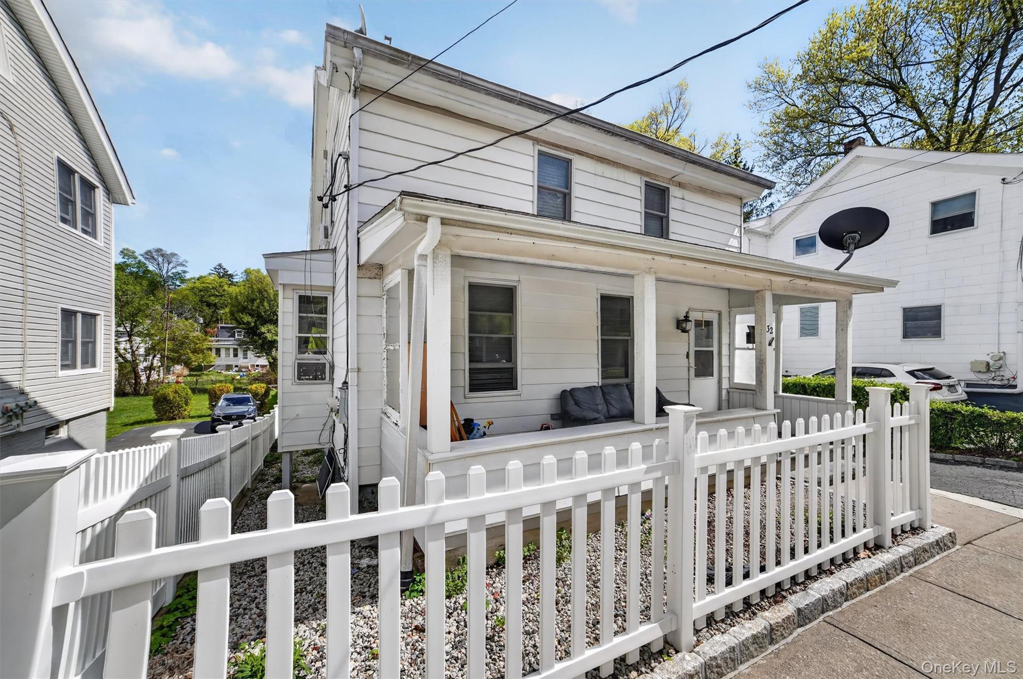 Single Family Terrace  Westchester County, NY 10562, MLS-985026-4