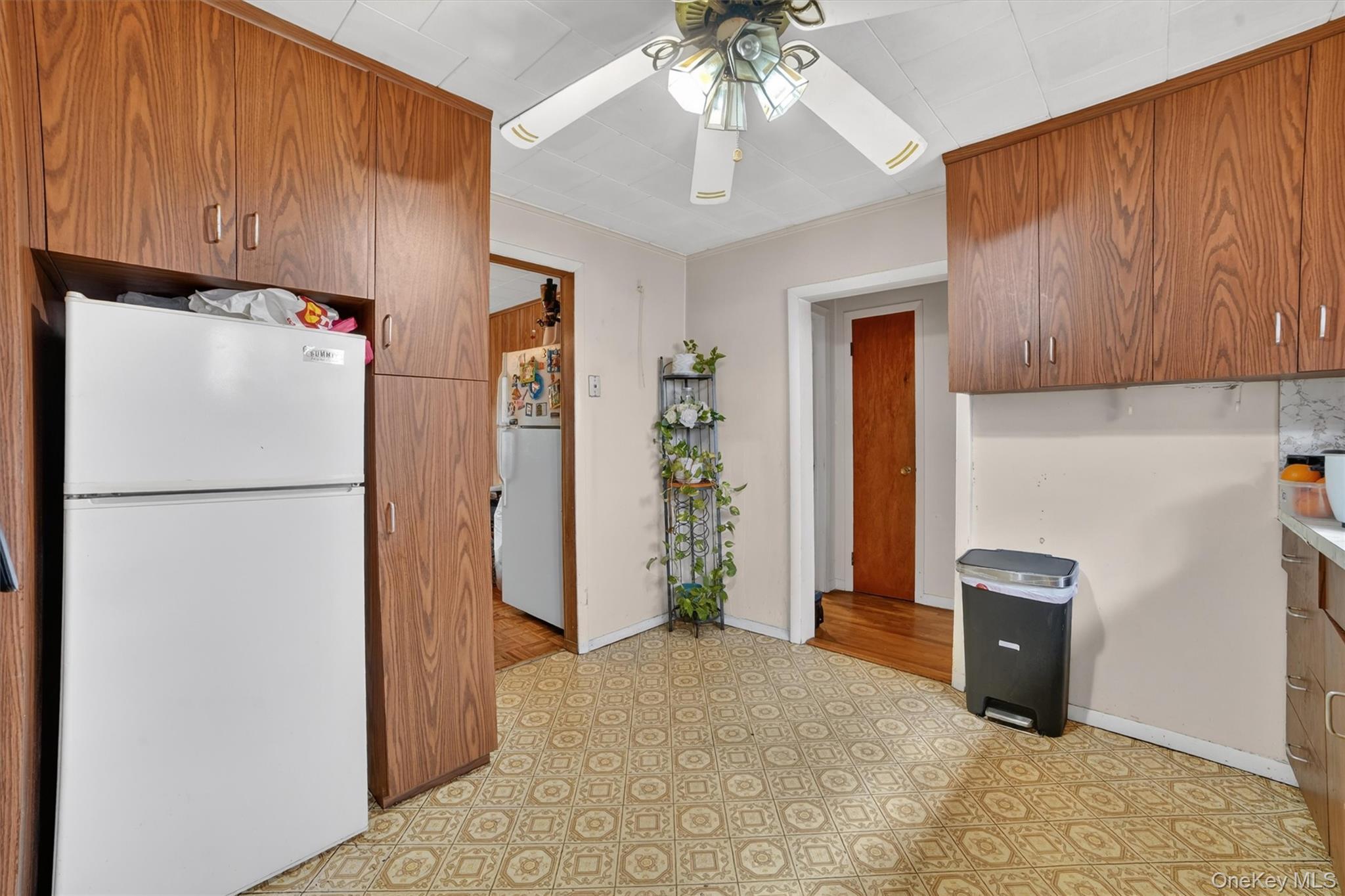 Single Family Terrace  Westchester County, NY 10562, MLS-985026-9