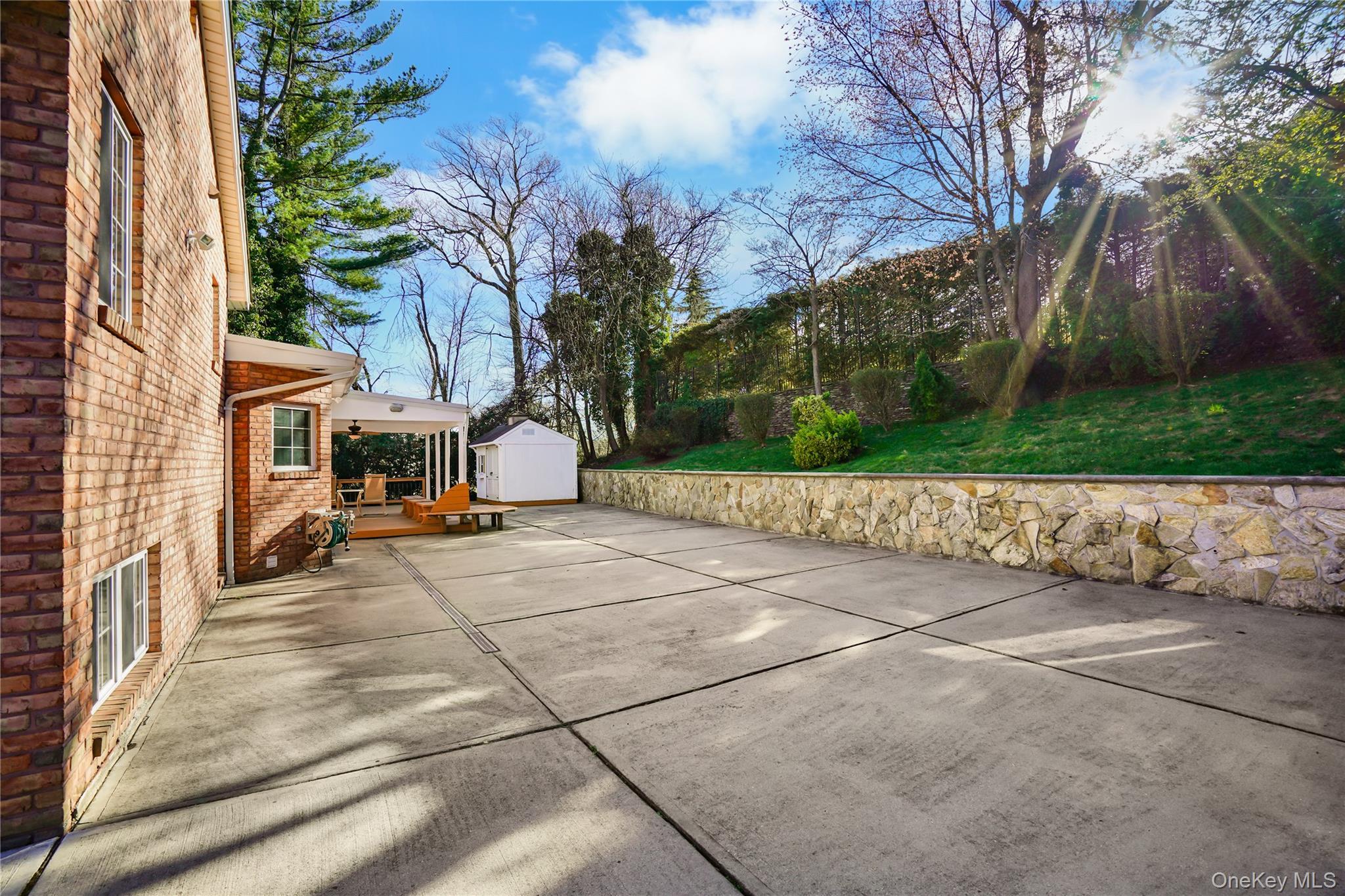 Single Family Oakdale Road  Nassau County, NY 11577, MLS-985048-20