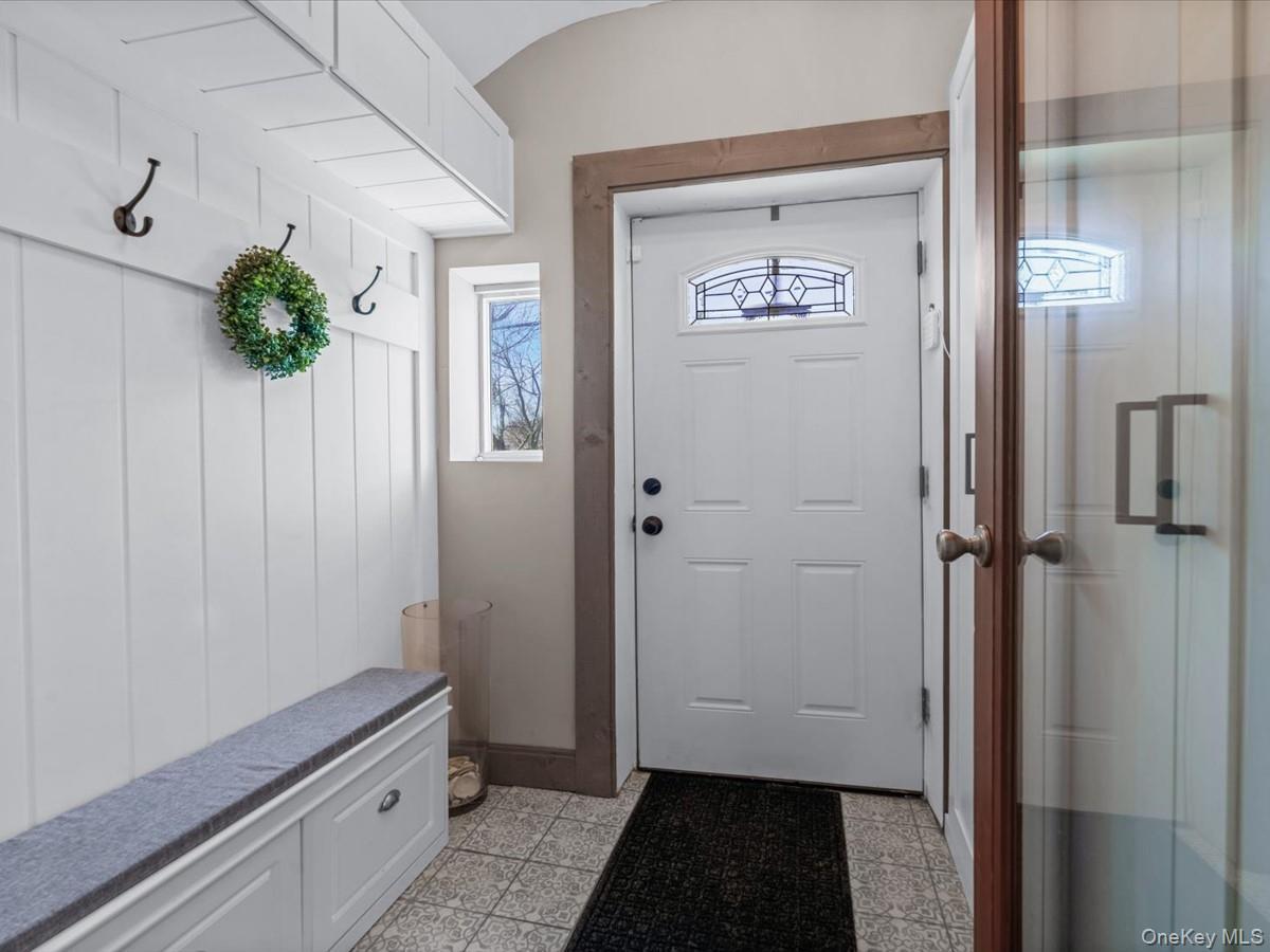 Single Family Floral  Nassau County, NY 11714, MLS-985056-3