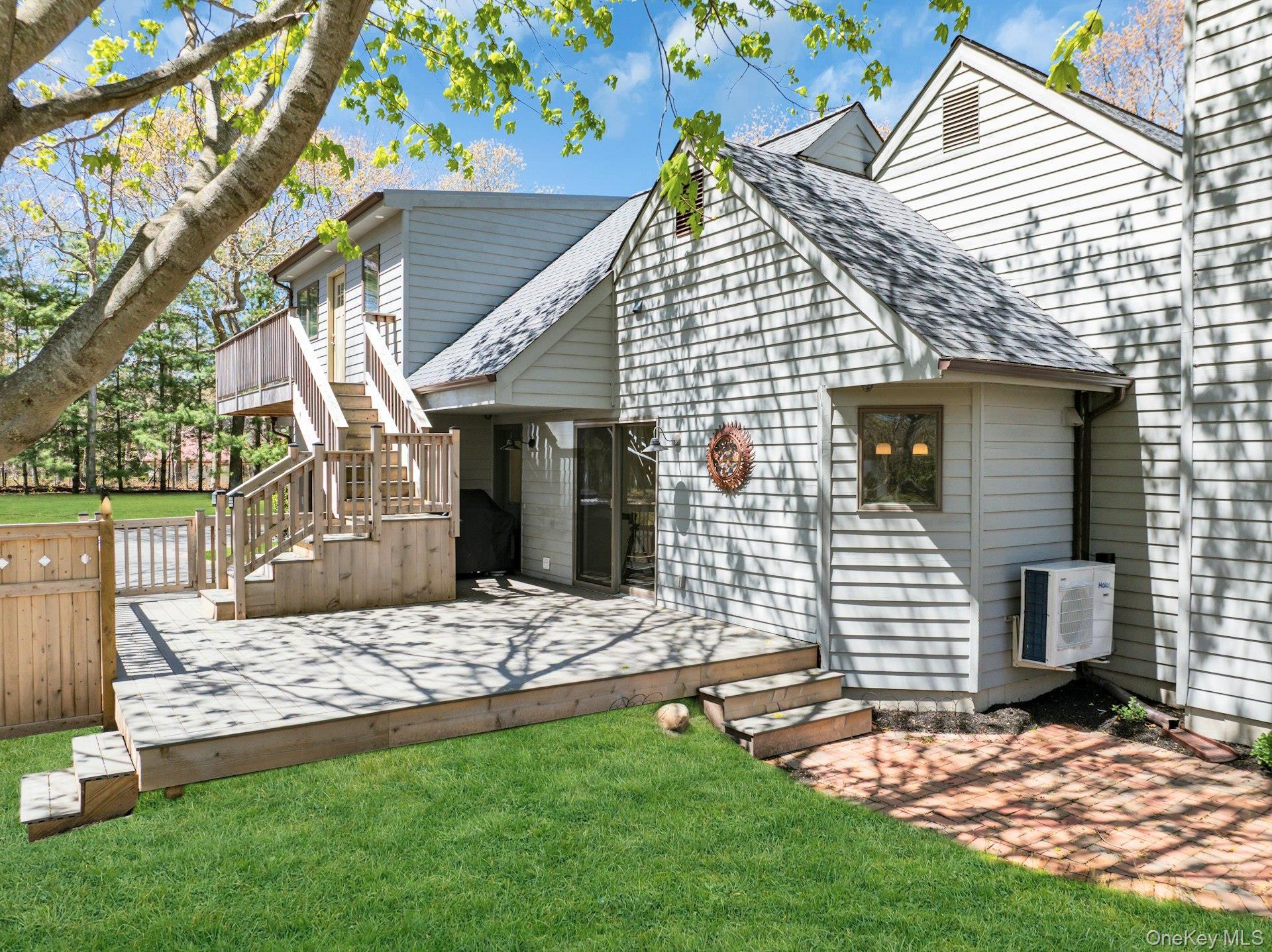 Single Family Quail Run Suffolk County, NY 11946, MLS-985093-14